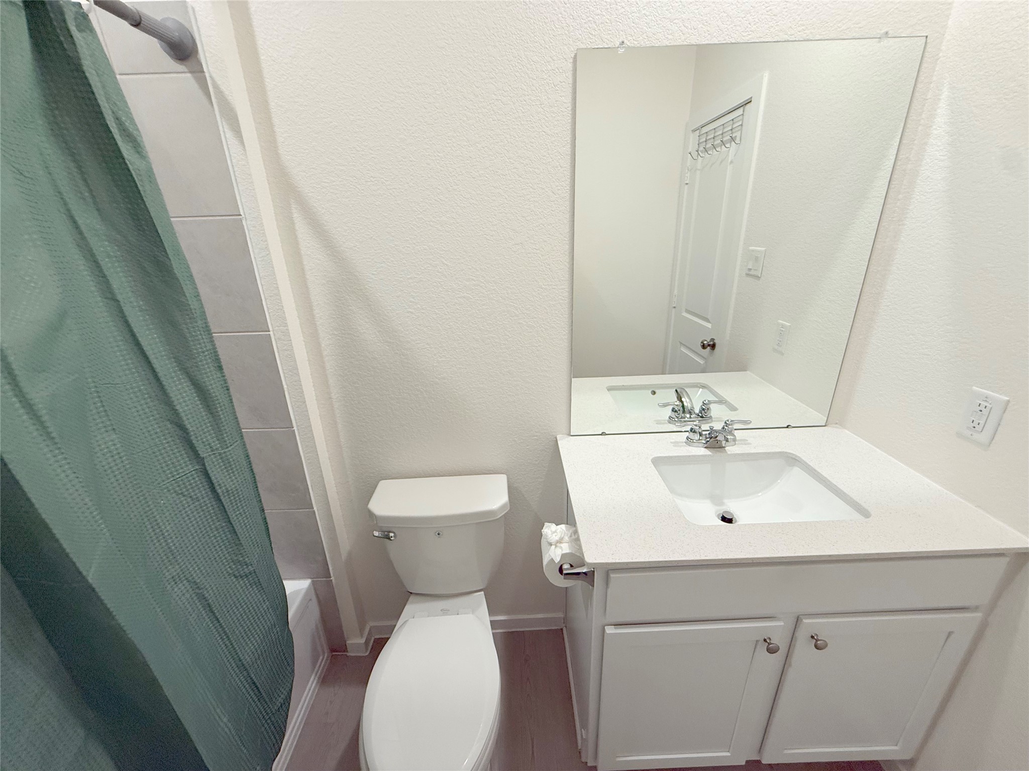 423 Amy Street Property Photo 28
