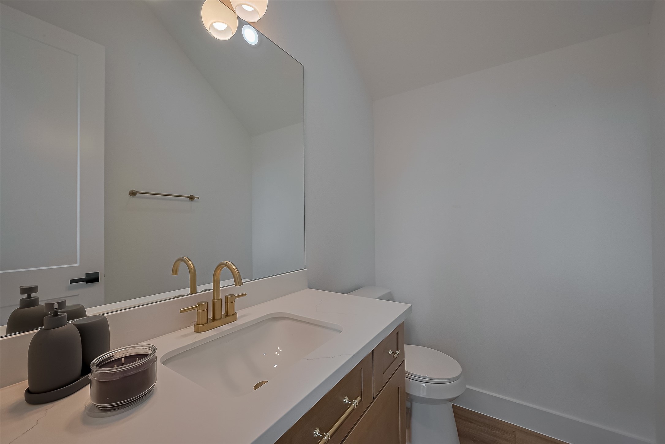 778 Mansfield St Property Photo 10