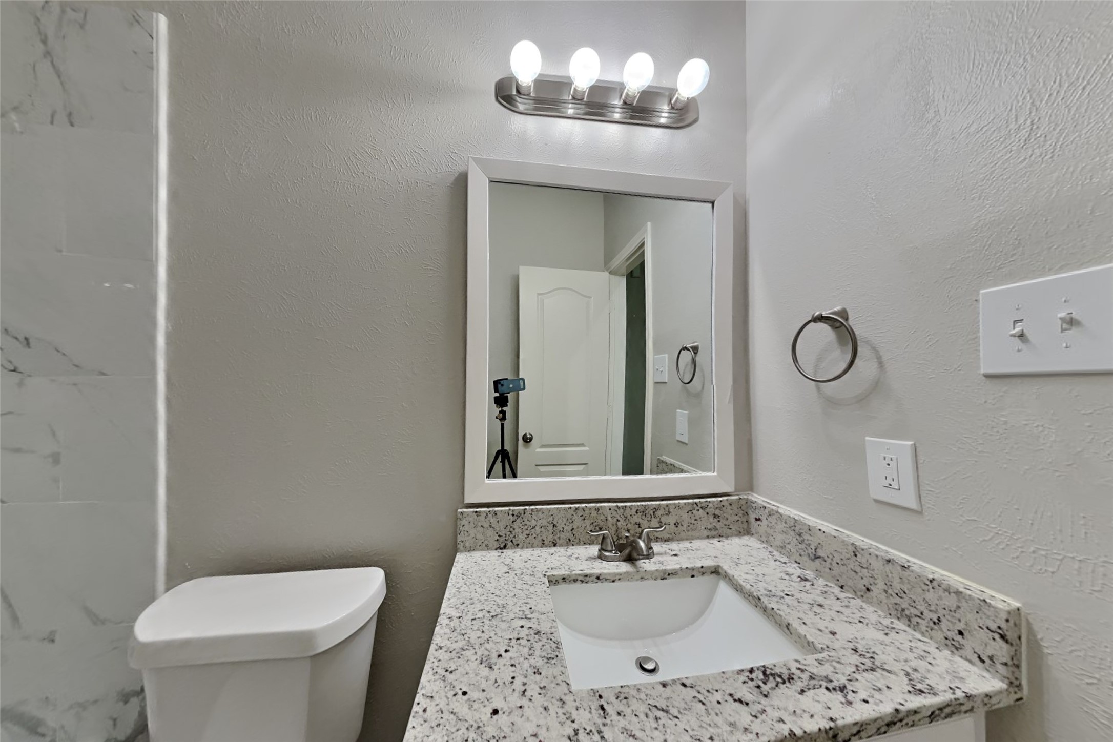 20602 Birch Rain Court Property Photo 16