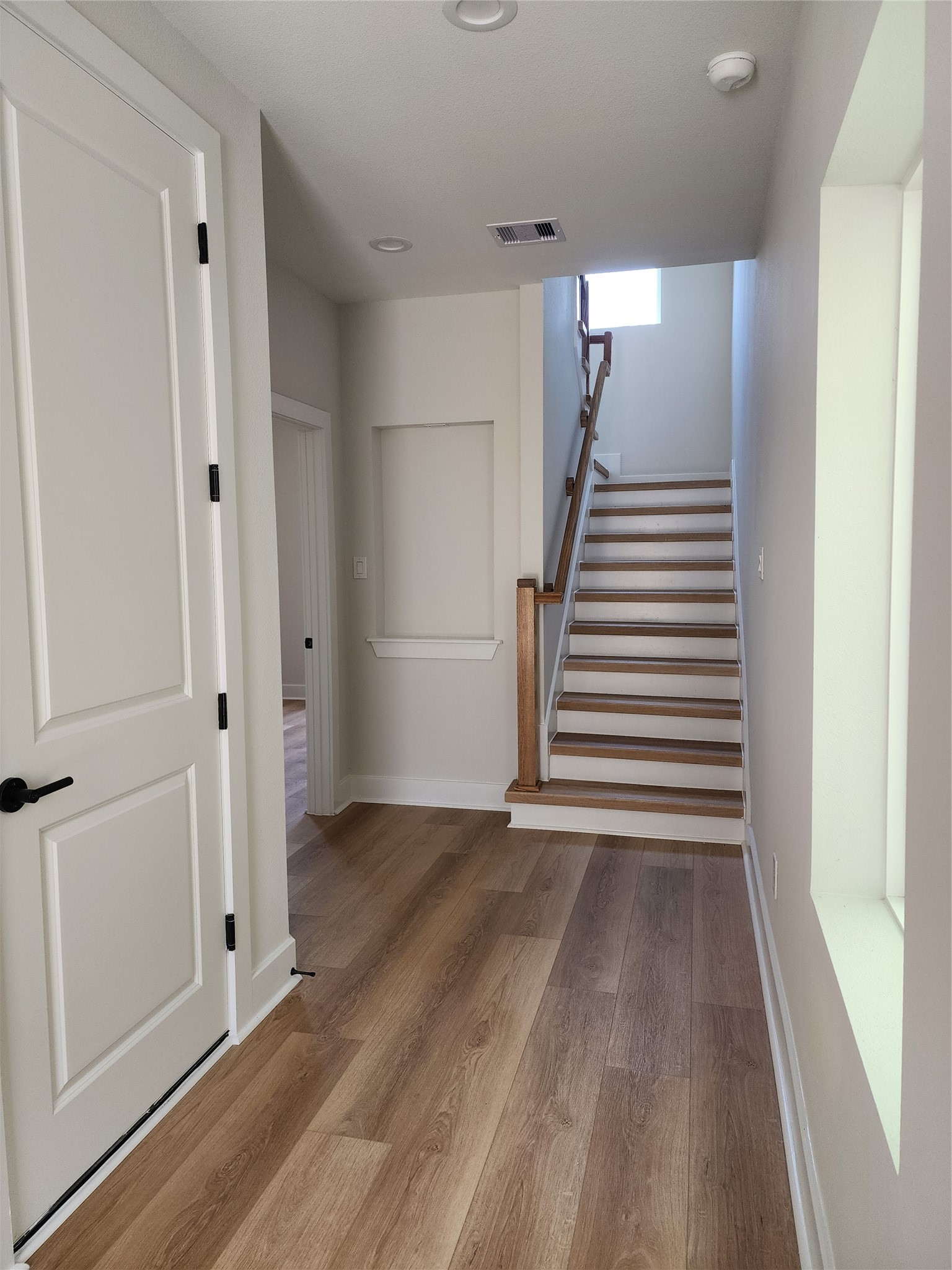 10926 Ivyridge Road B Property Photo 7