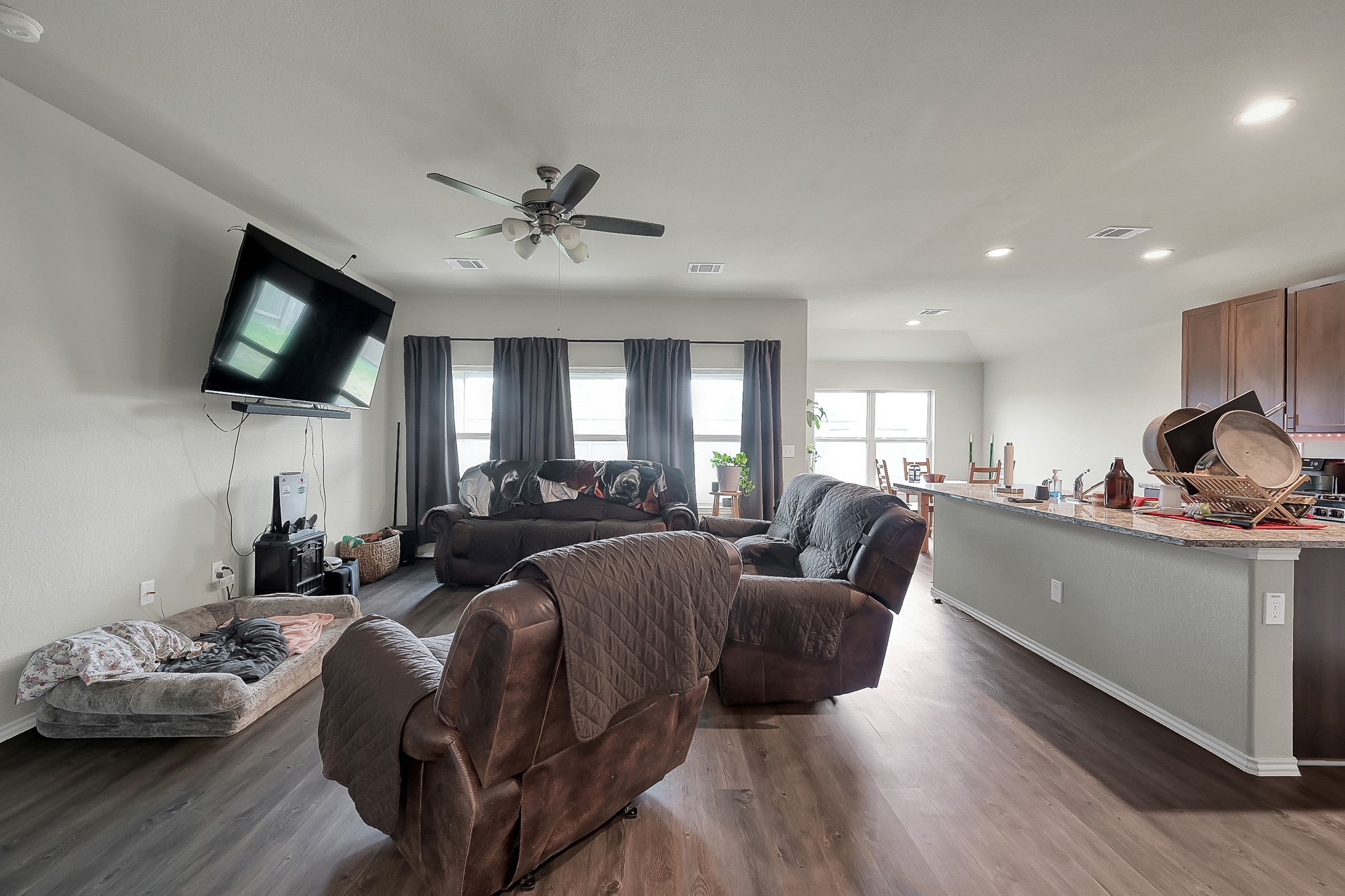 15127 Willow Tree Lane Property Photo 7