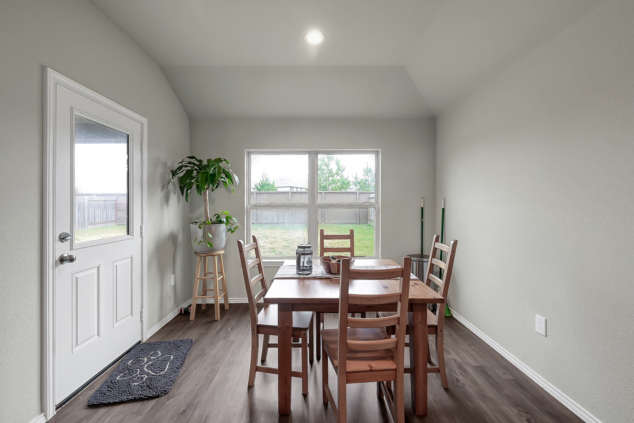 15127 Willow Tree Lane Property Photo 16