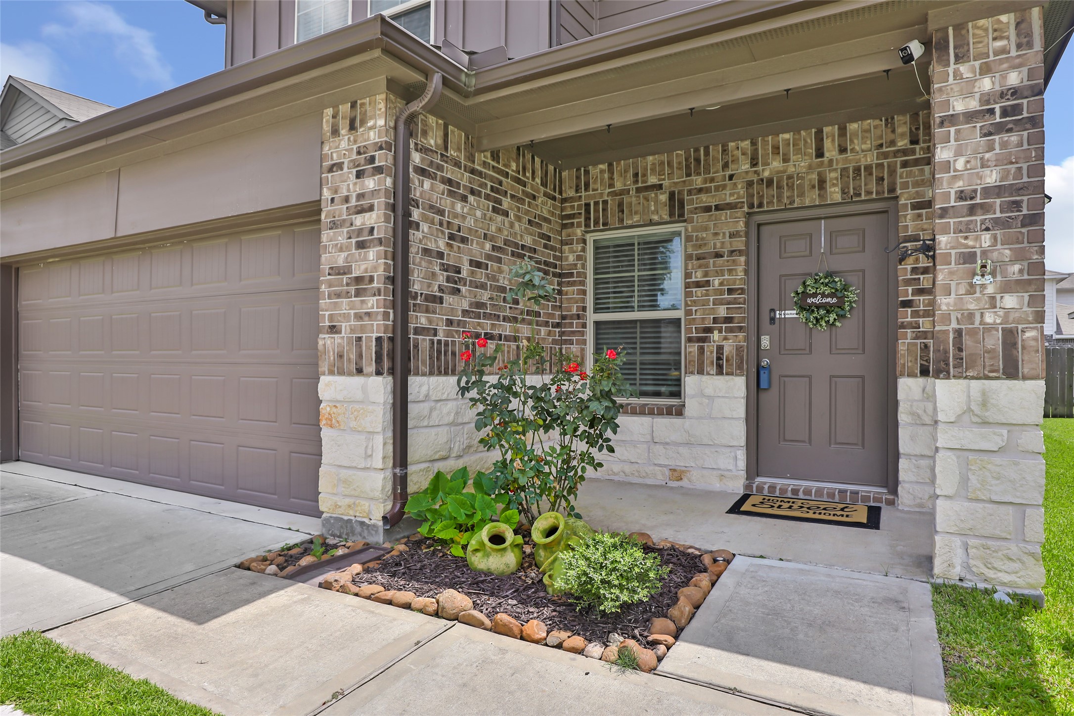 16906 Rich Pines Drive Property Photo 4