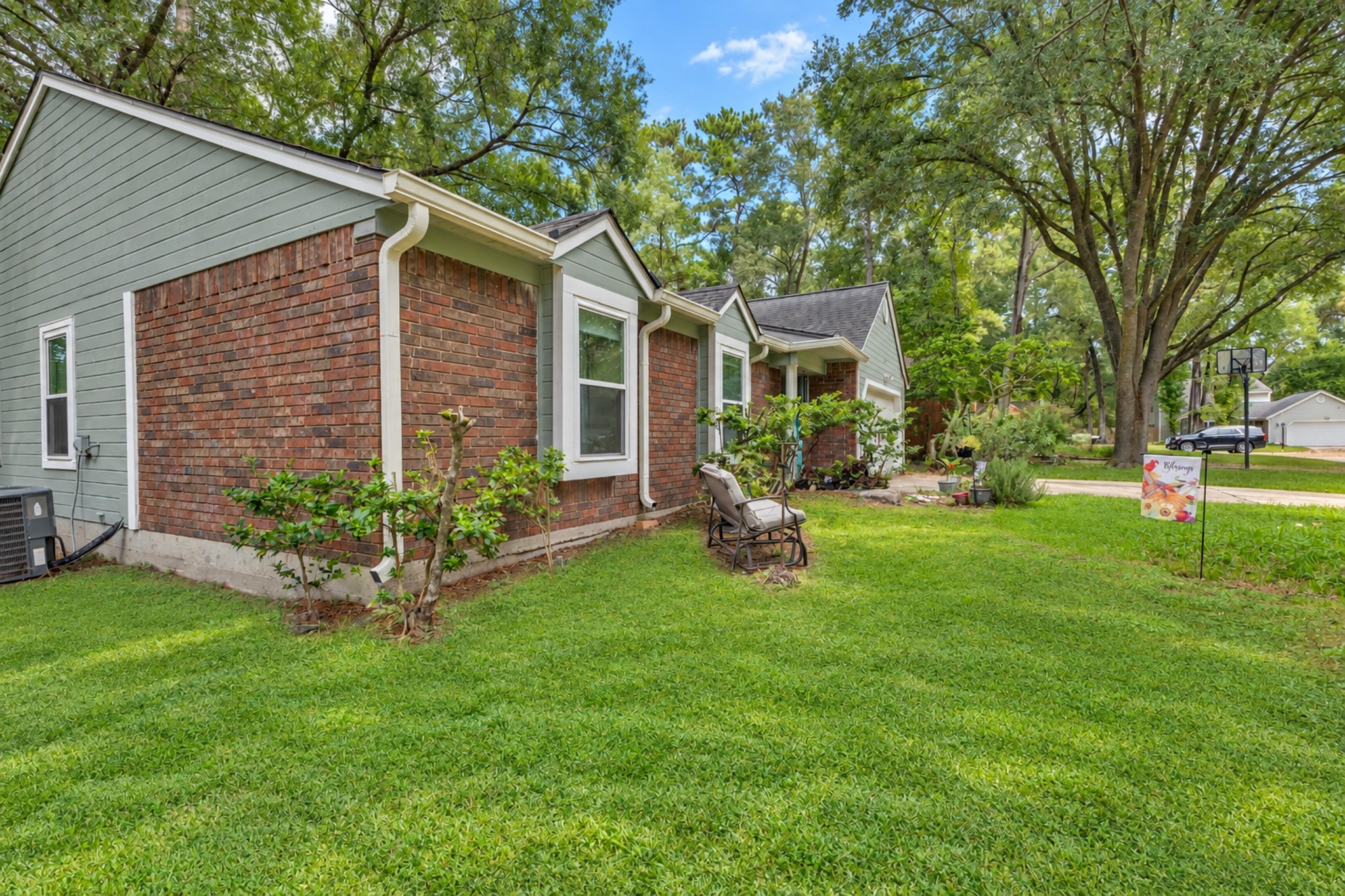 3319 Creek Shadows Drive Property Photo 4