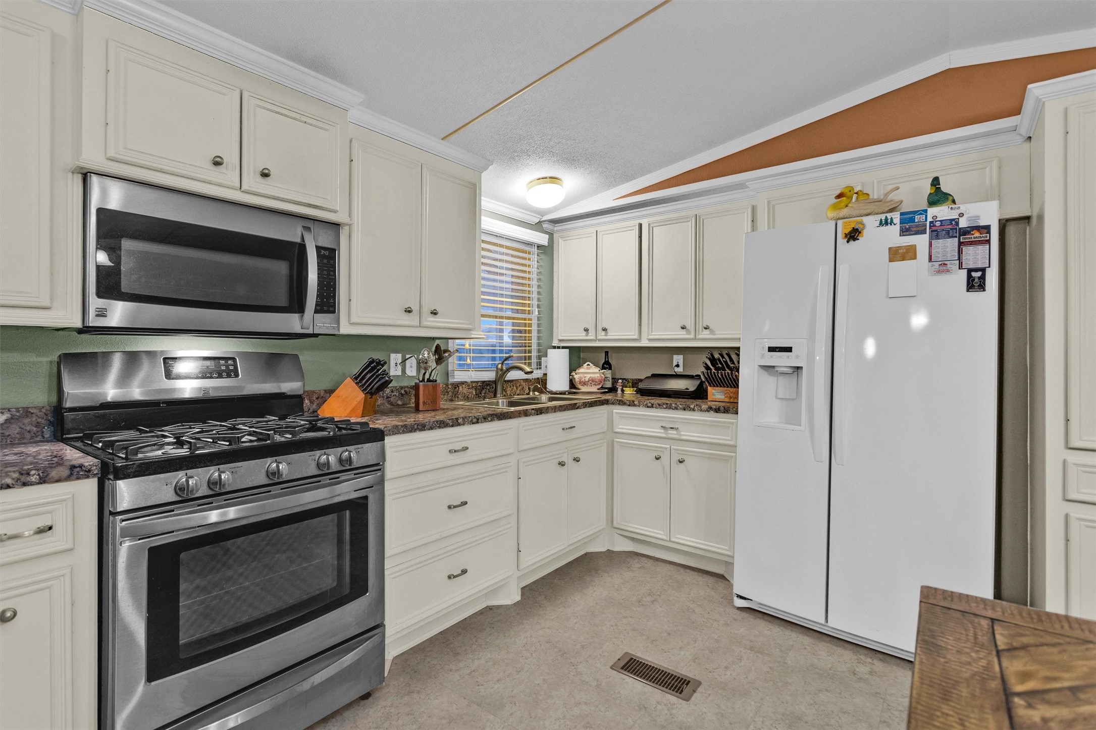 13066 Enchanted Vista Property Photo 9