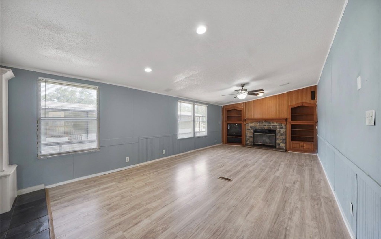 15750 W Relza Drive Property Photo 8