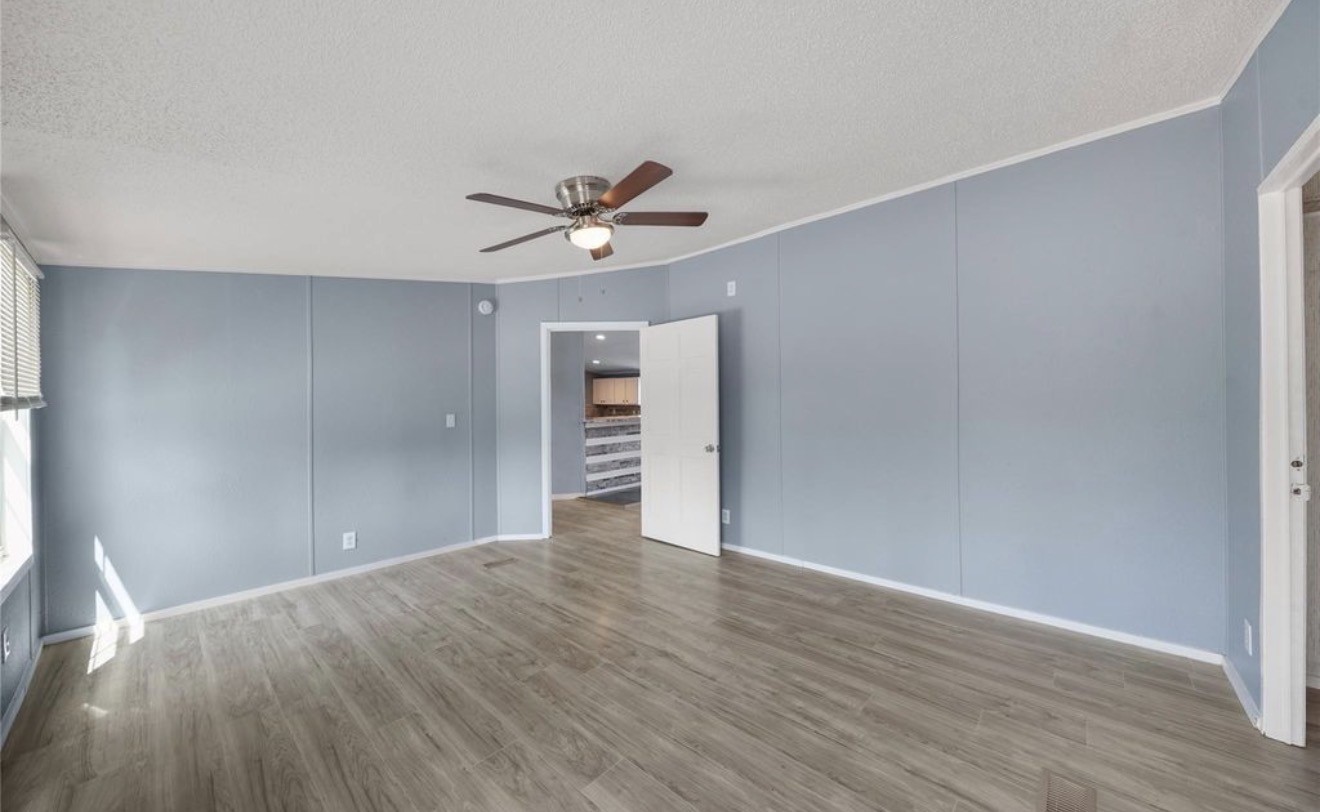 15750 W Relza Drive Property Photo 11