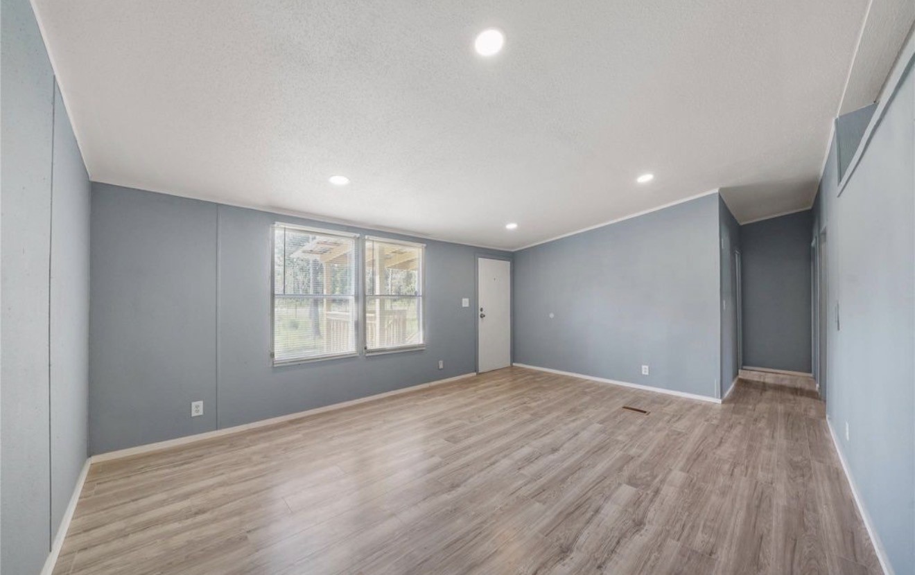 15750 W Relza Drive Property Photo 12