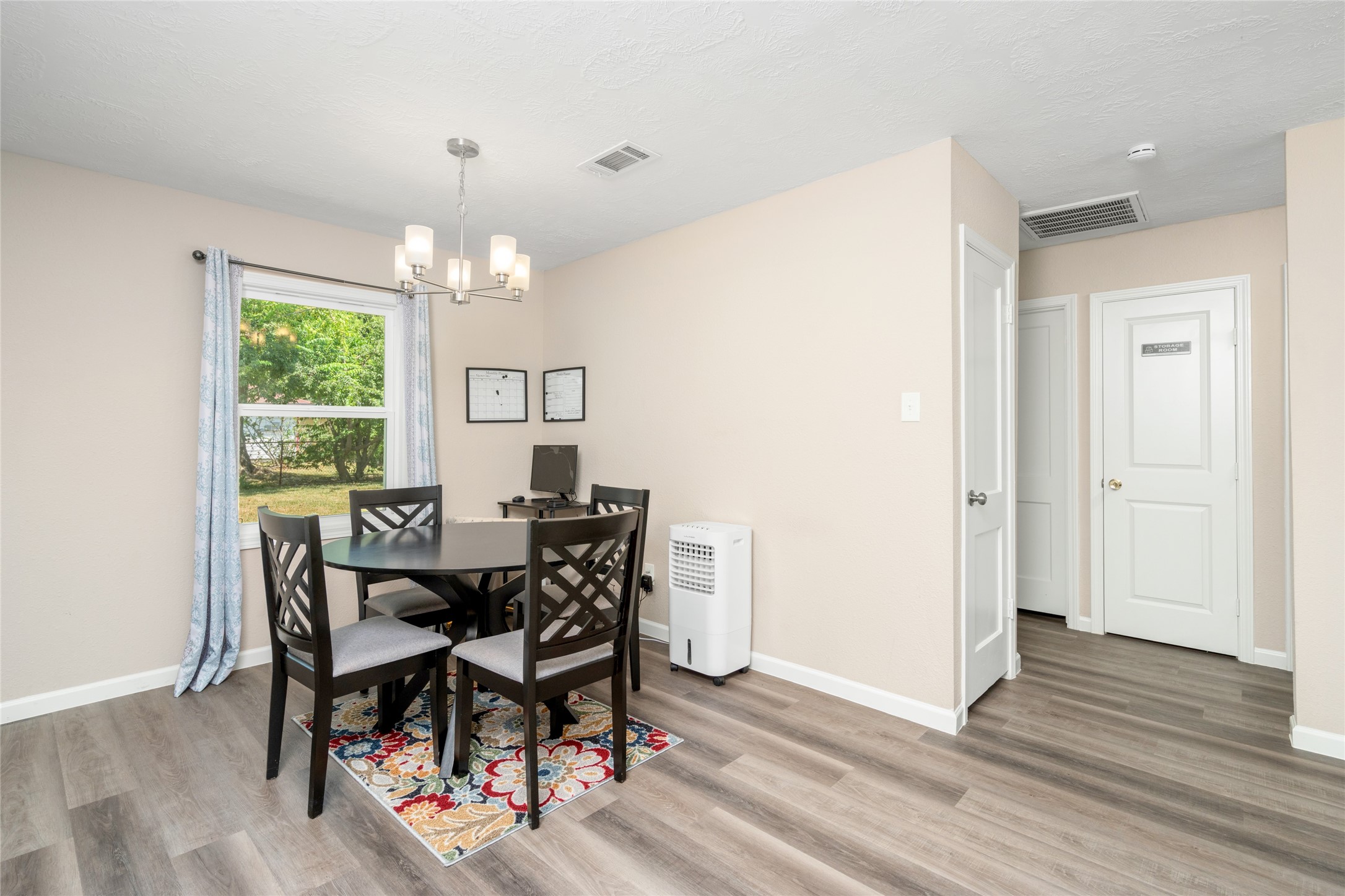 2507 11th Street Property Photo 3