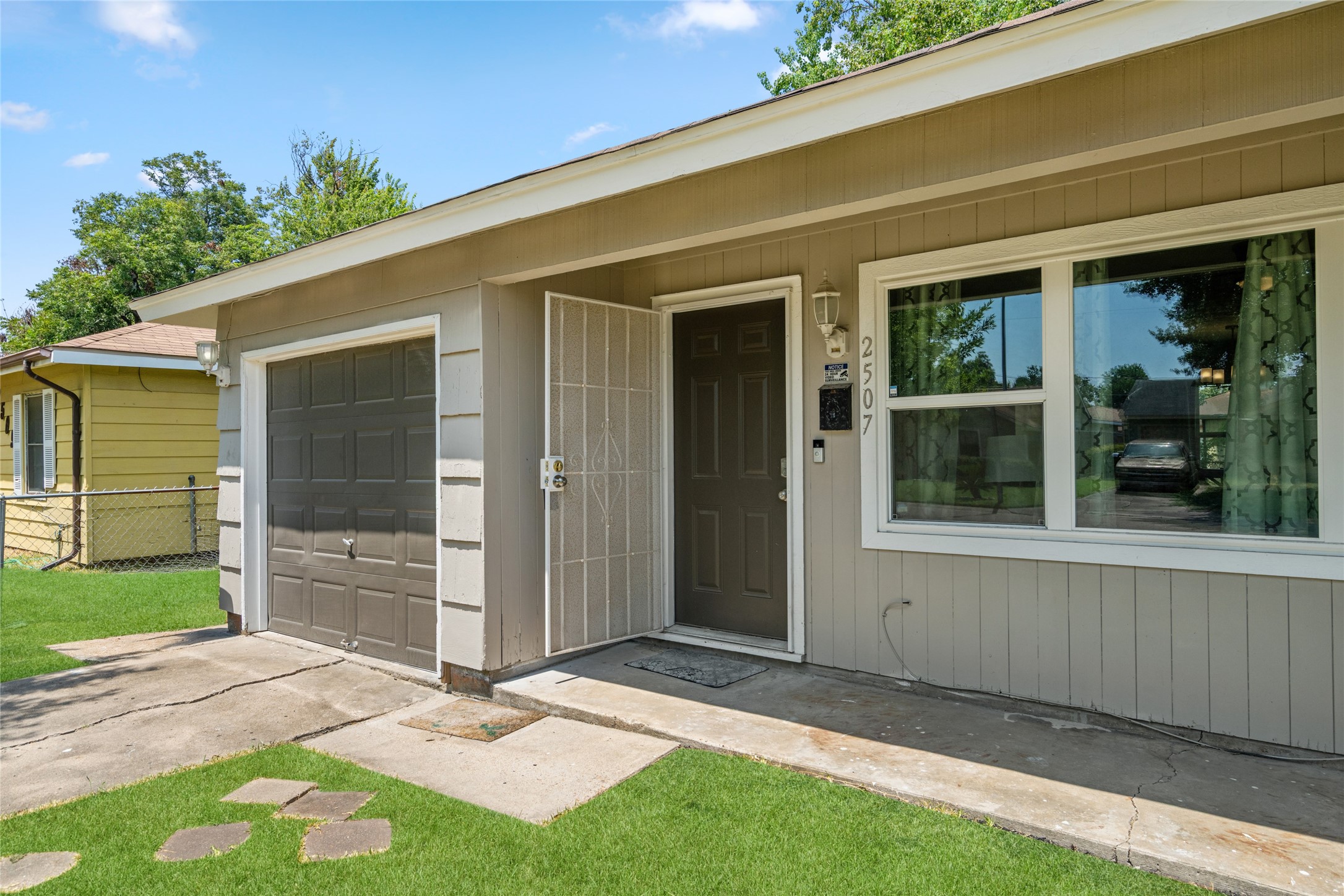 2507 11th Street Property Photo 8