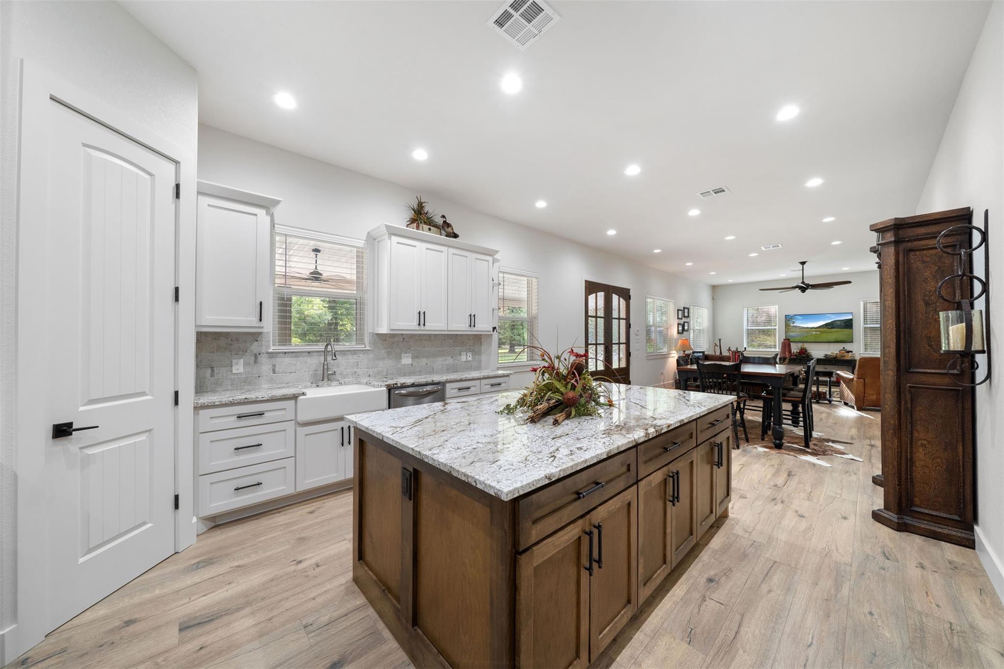 6970 Longmire Road Property Photo 13