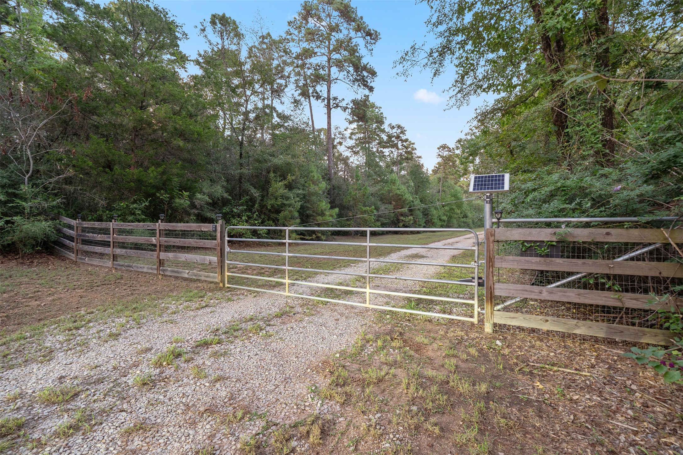 6970 Longmire Road Property Photo 22