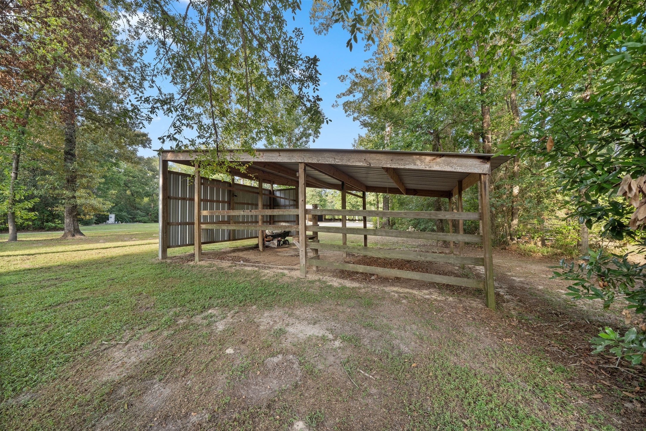 6970 Longmire Road Property Photo 28