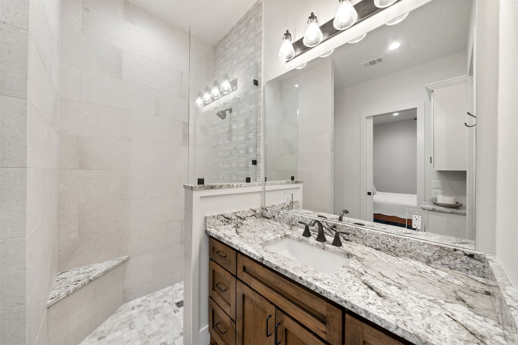6970 Longmire Road Property Photo 41