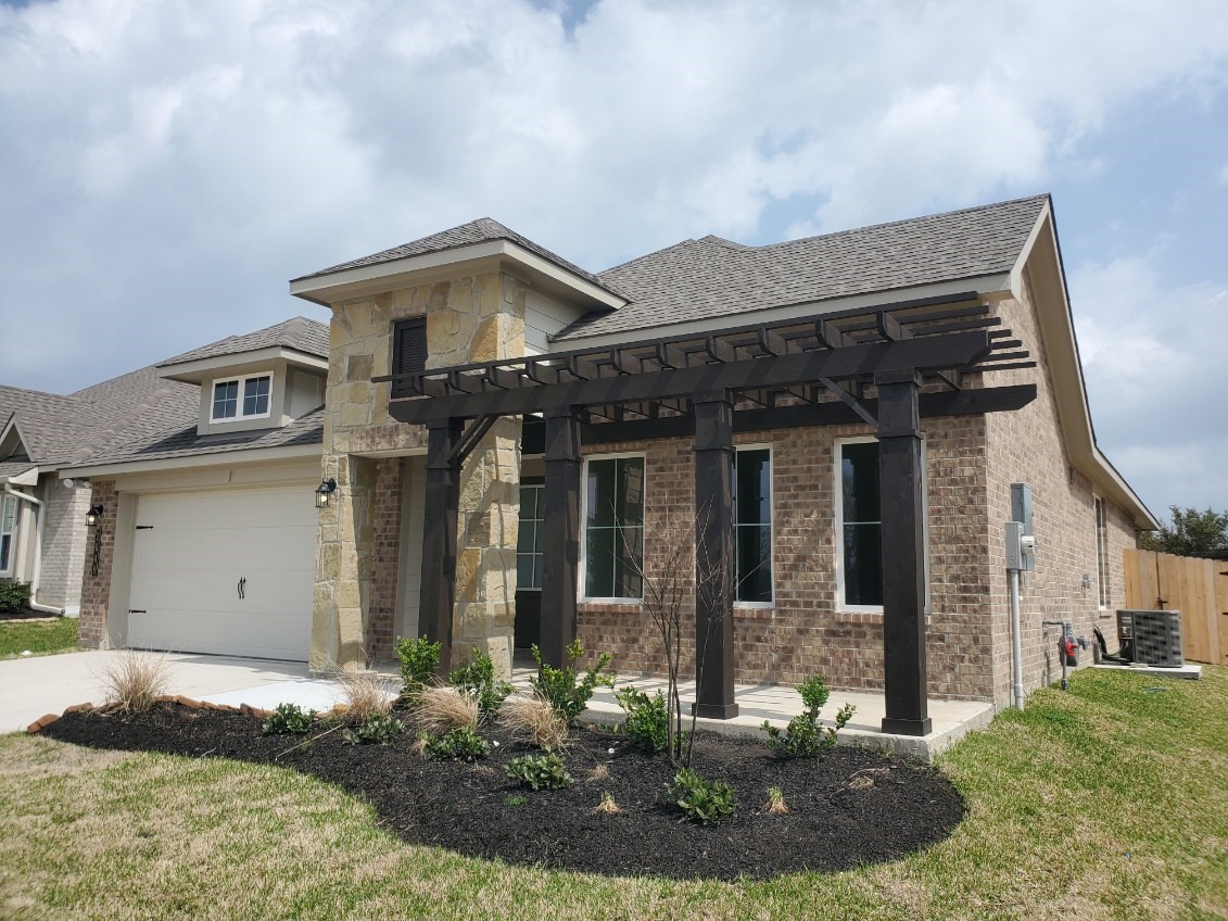 2049 Winepress Road Property Photo 2