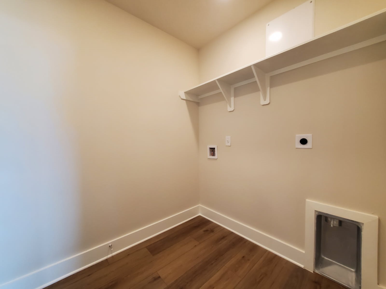 2049 Winepress Road Property Photo 20
