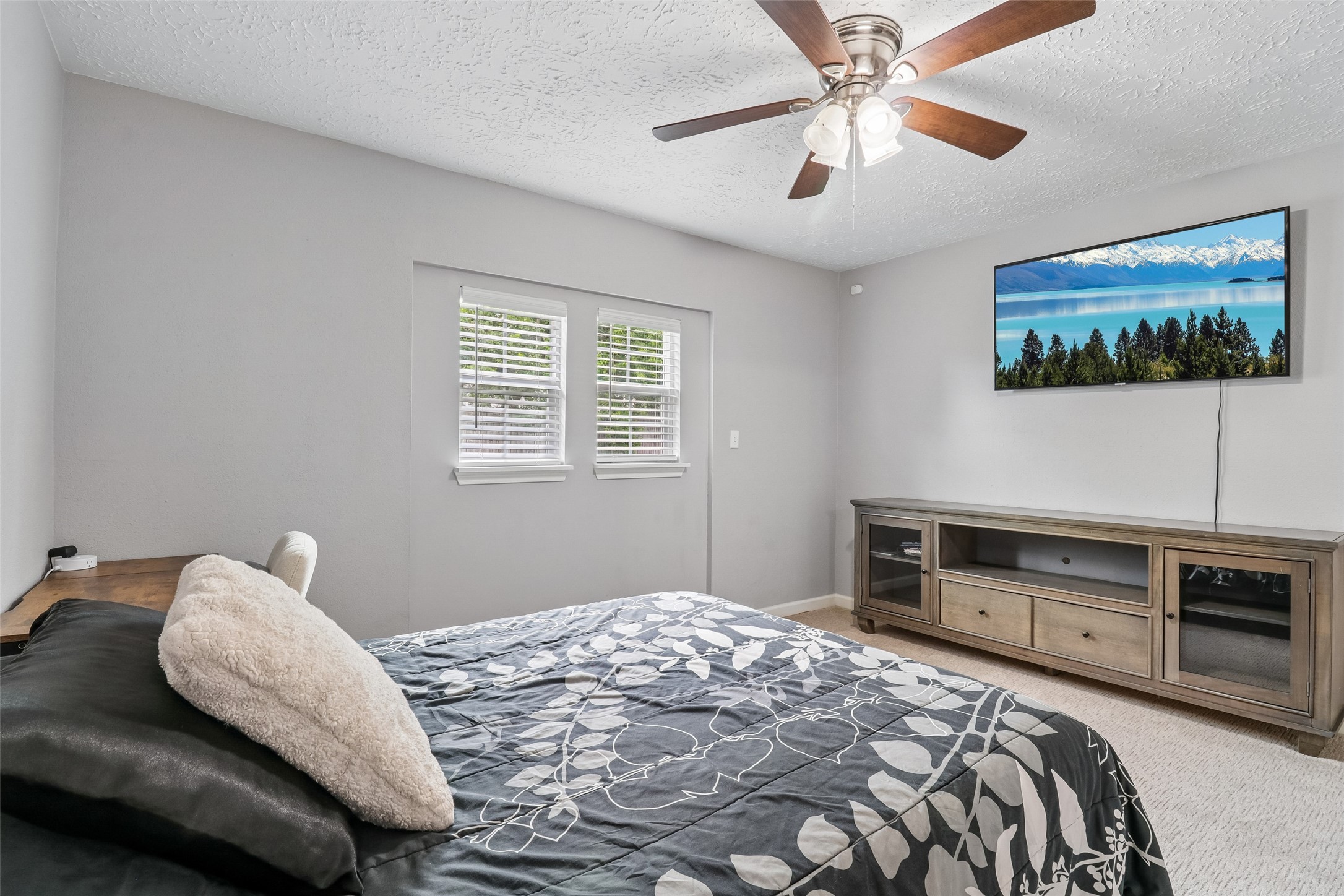 10703 Buffalo Bend Drive Property Photo 23