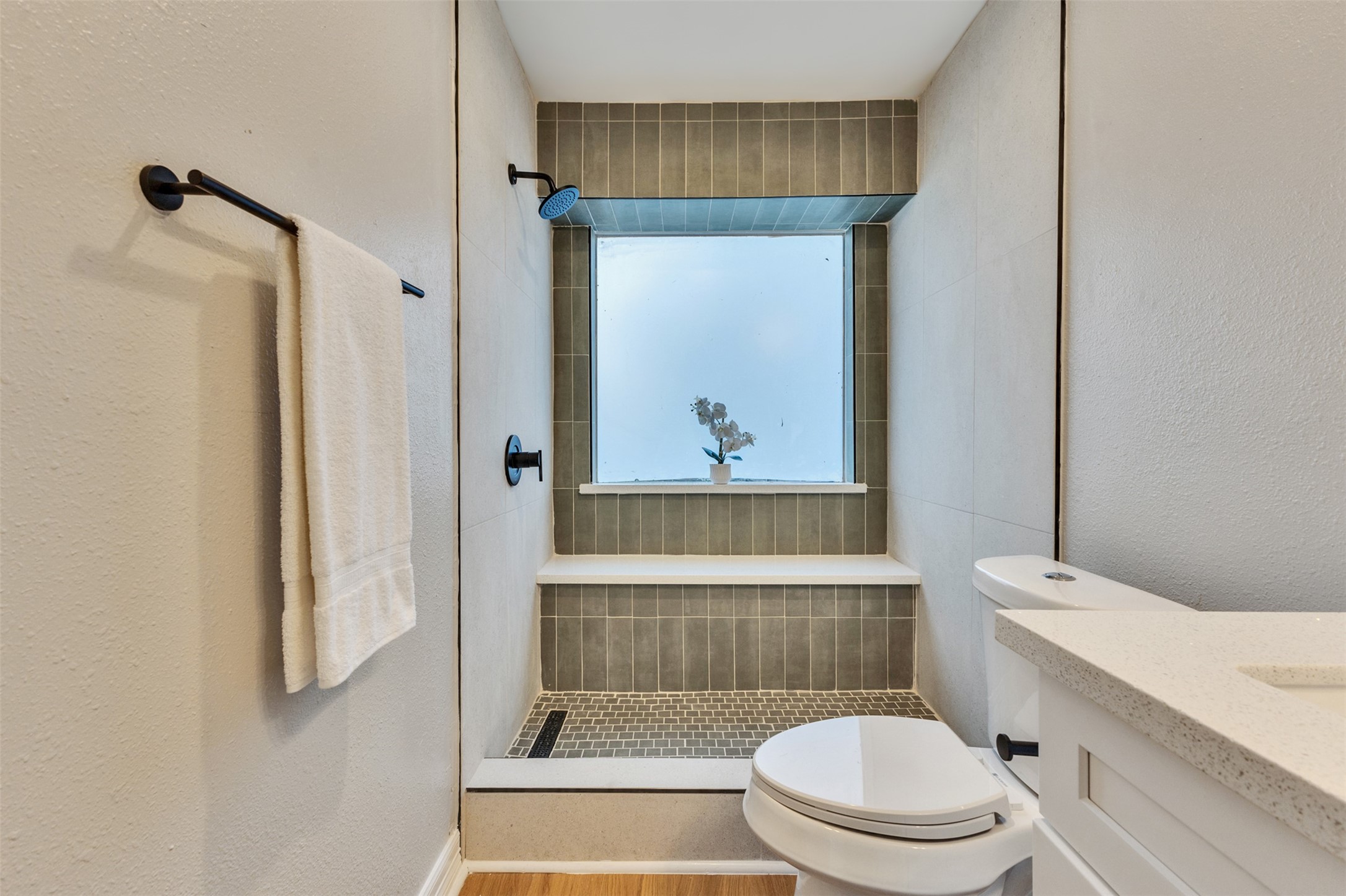 2811 Sugar Wood Drive Property Photo 18
