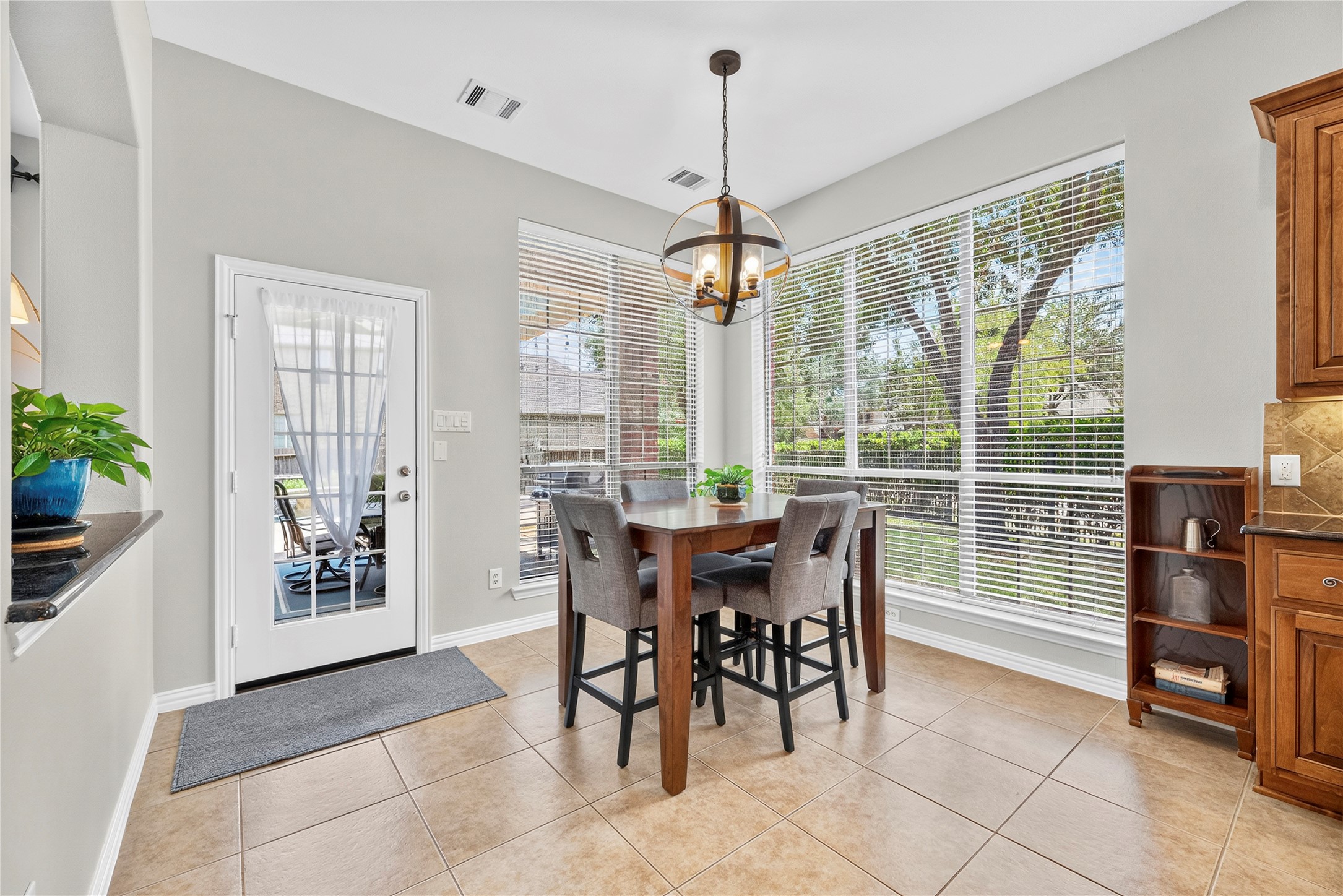 18302 S Austin Shore Drive Property Photo 12