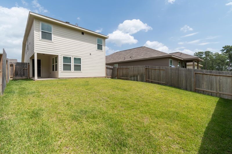 405 N Meadows Drive Property Photo 3