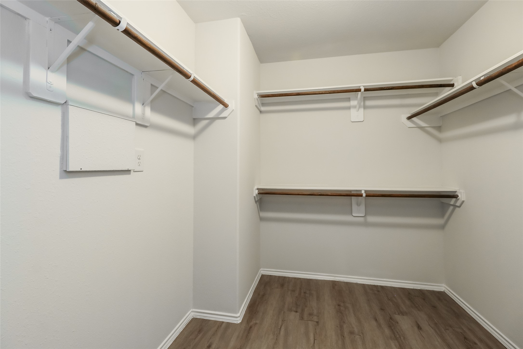 405 N Meadows Drive Property Photo 9
