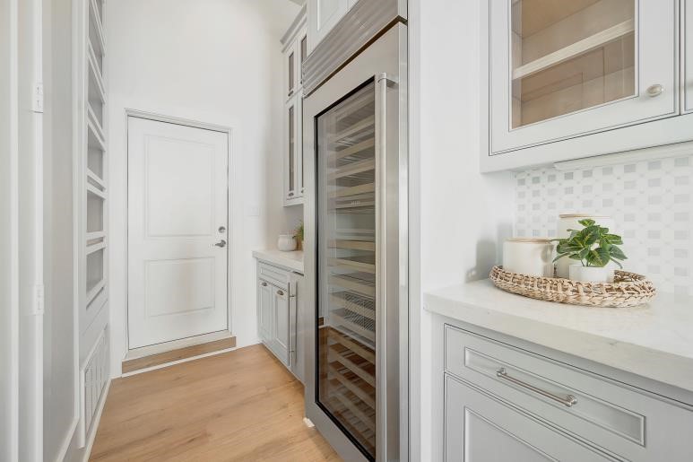 11523 Beachside Property Photo 13