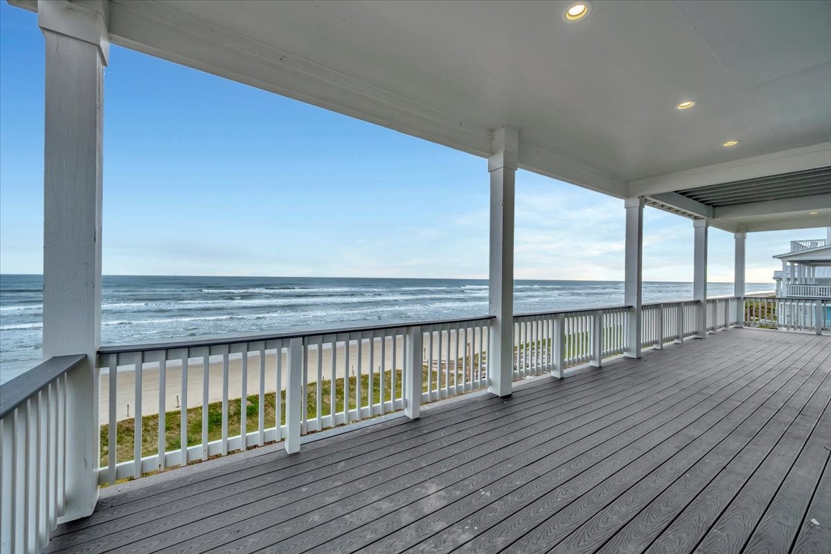 11523 Beachside Property Photo 37