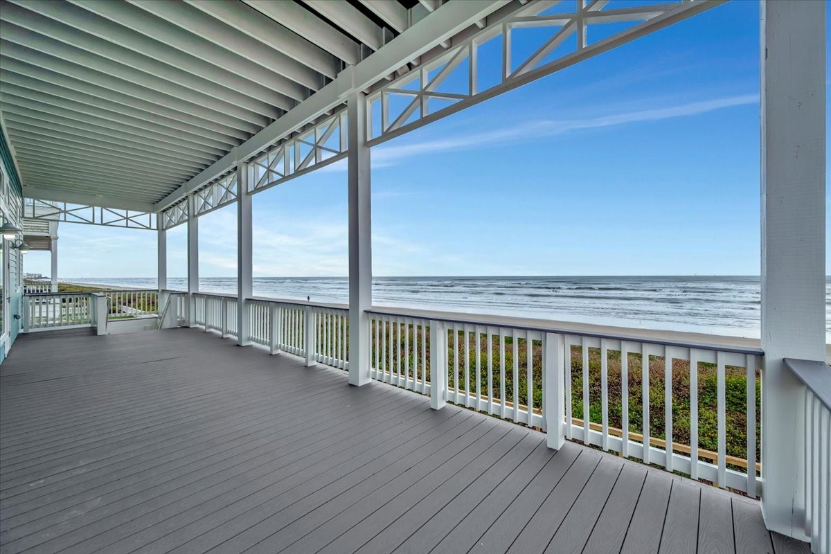 11523 Beachside Property Photo 38