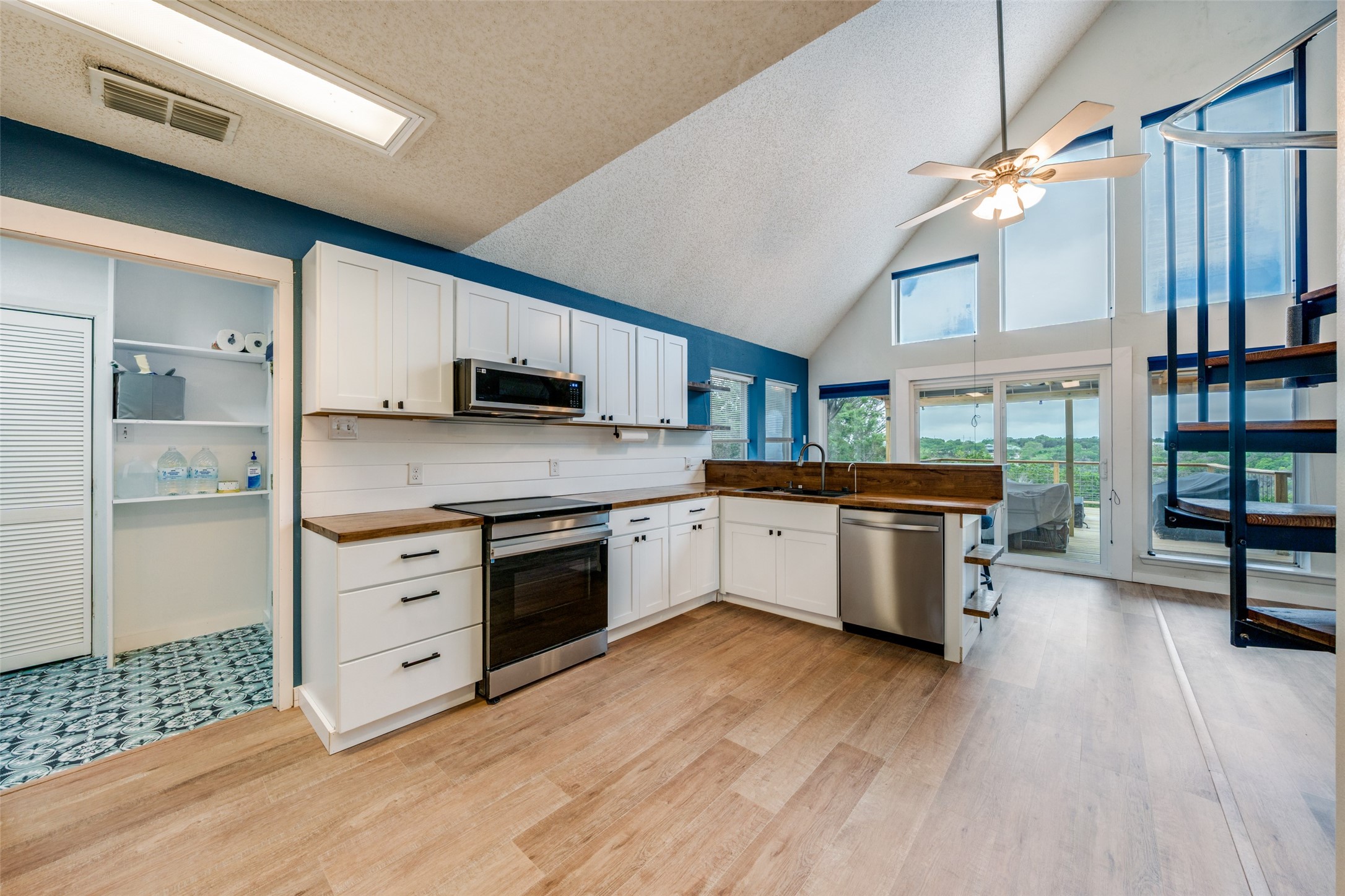 373 Treasure Hills Road Property Photo 13