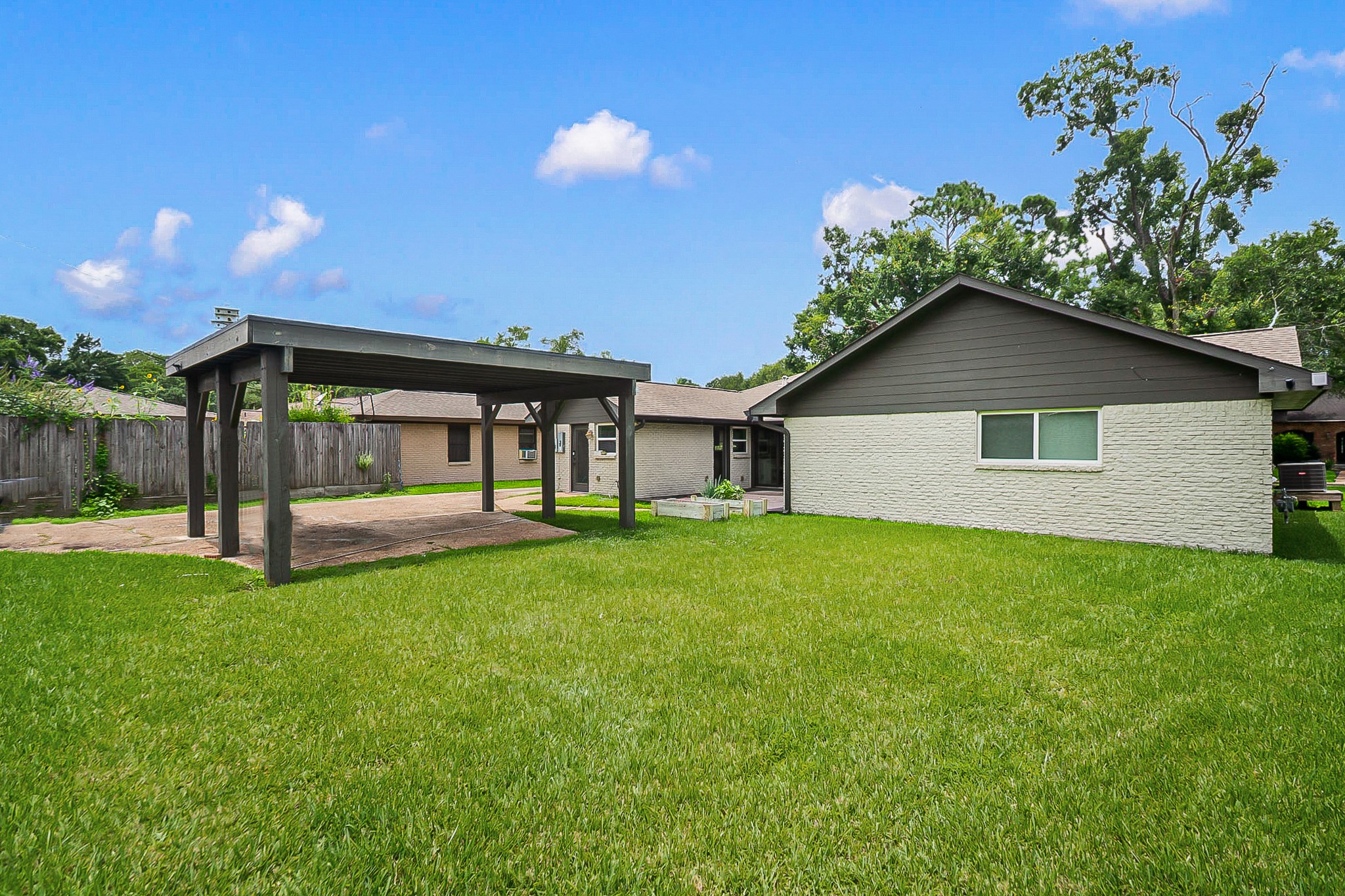 5207 Wigton Drive Property Photo 29