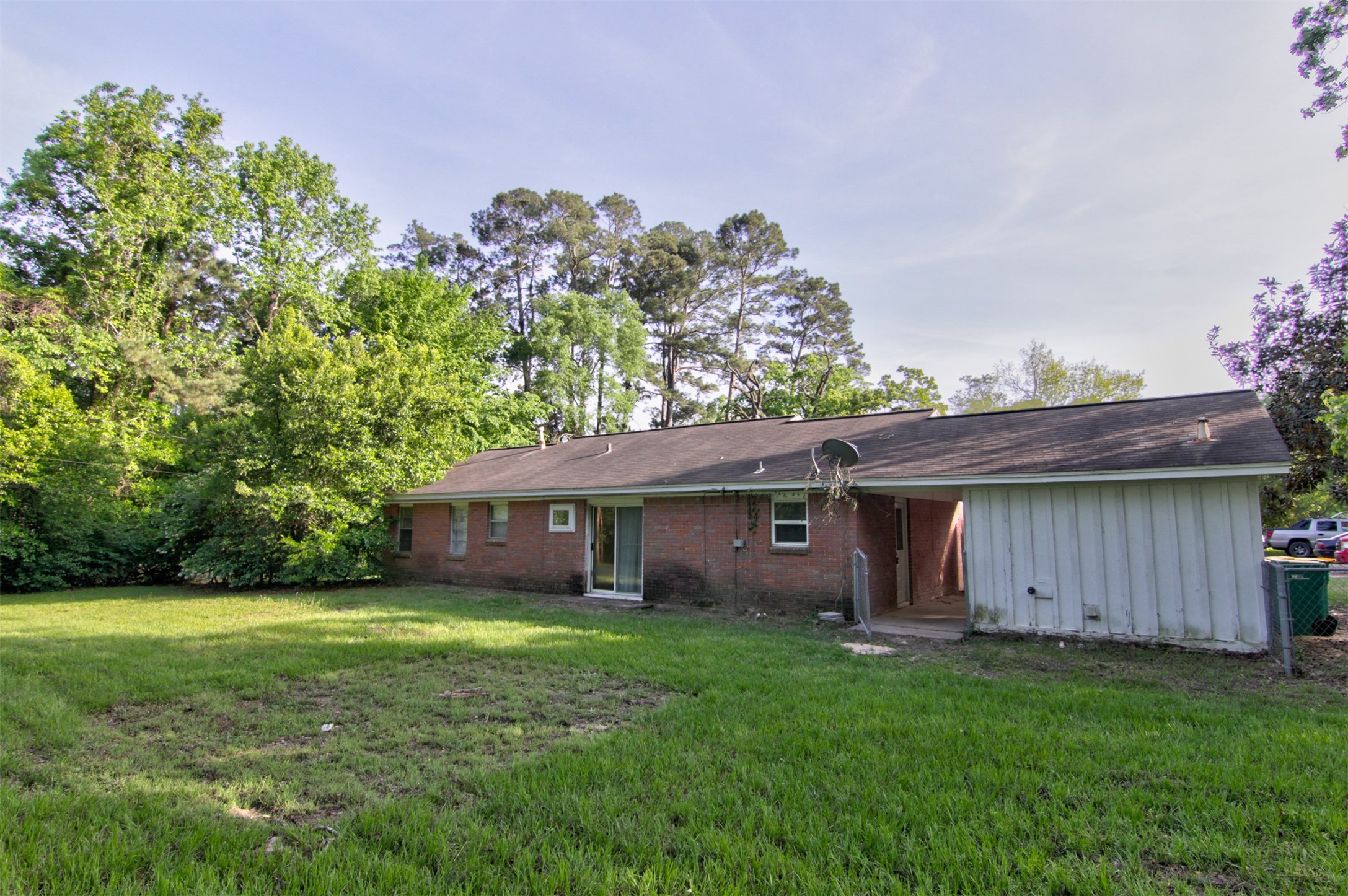 3610 W Davis Property Photo 4