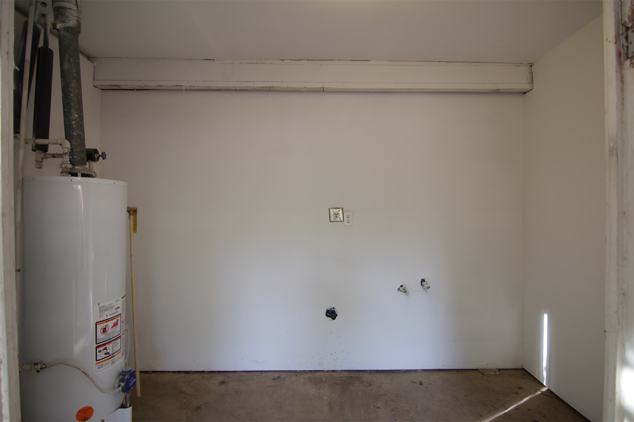3610 W Davis Property Photo 7