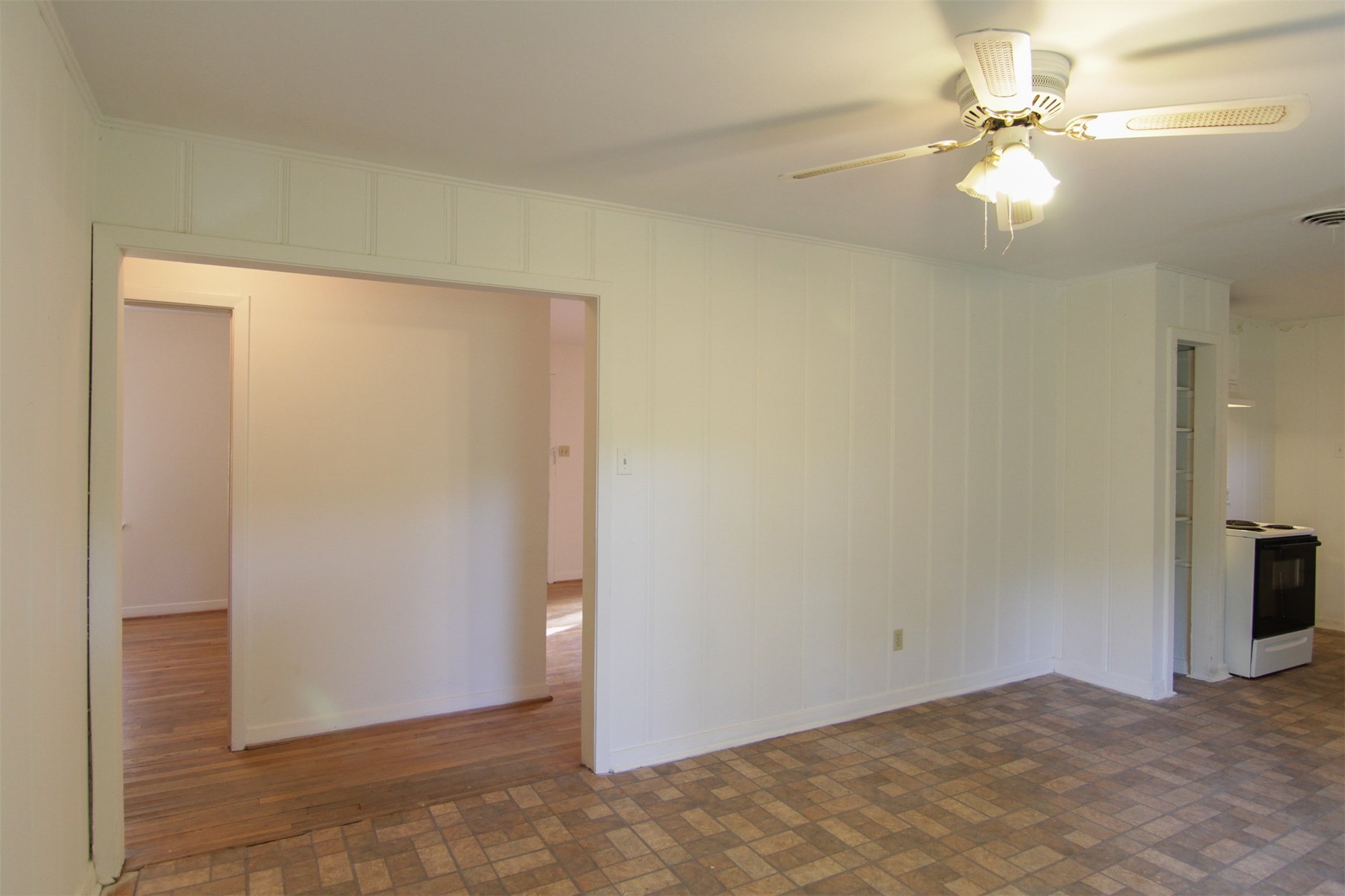 3610 W Davis Property Photo 11