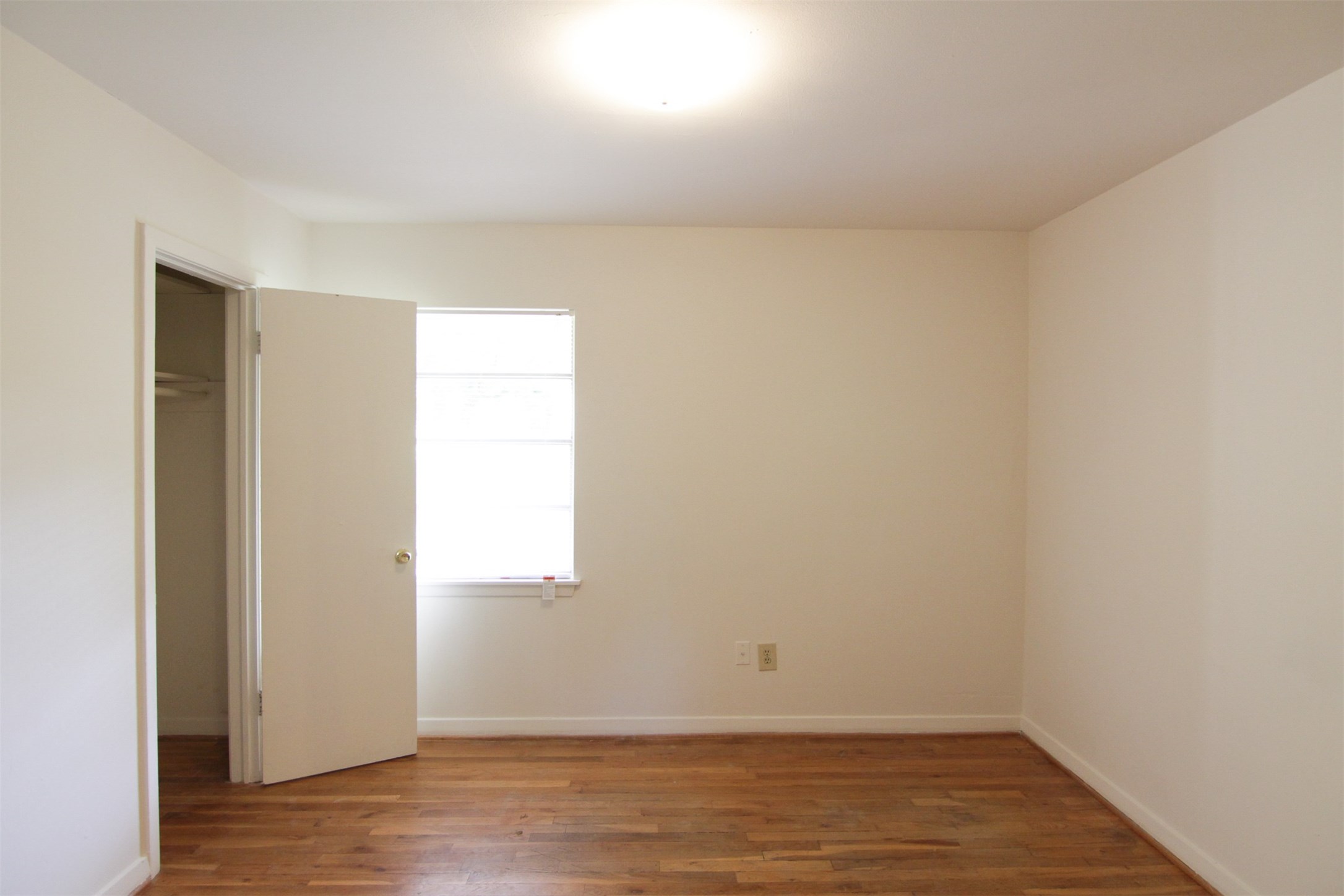 3610 W Davis Property Photo 16