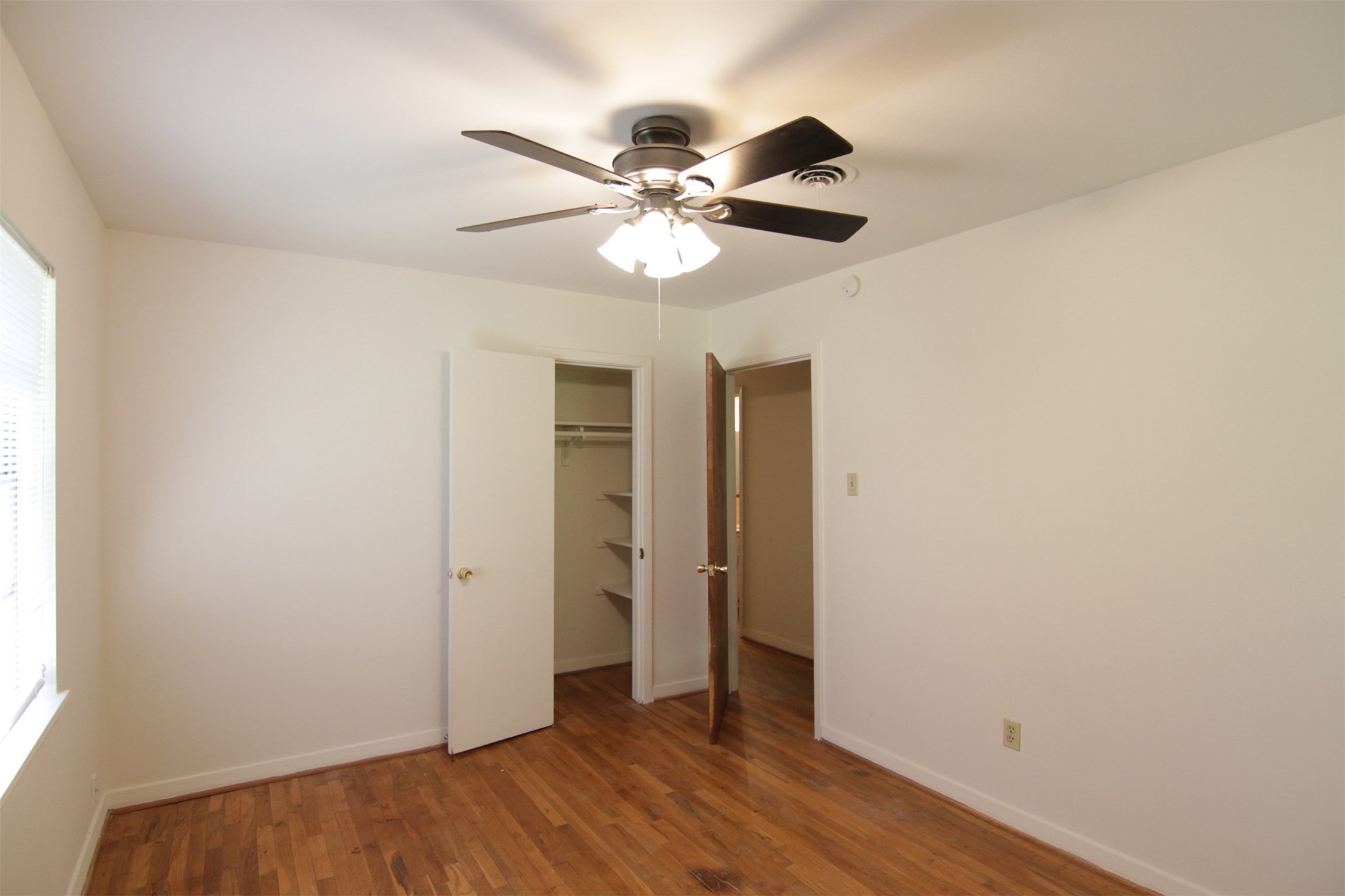 3610 W Davis Property Photo 26