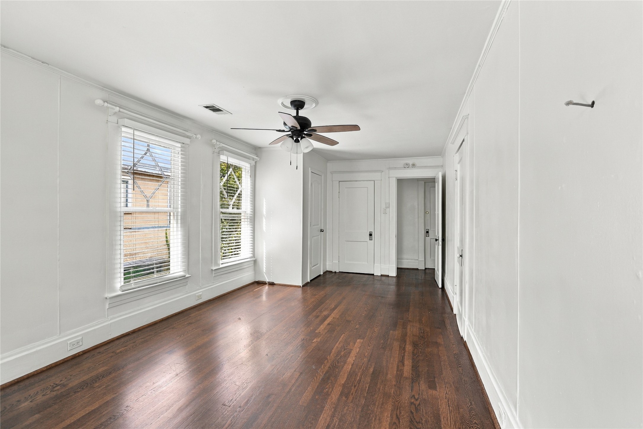 808 W Main Street Property Photo 15