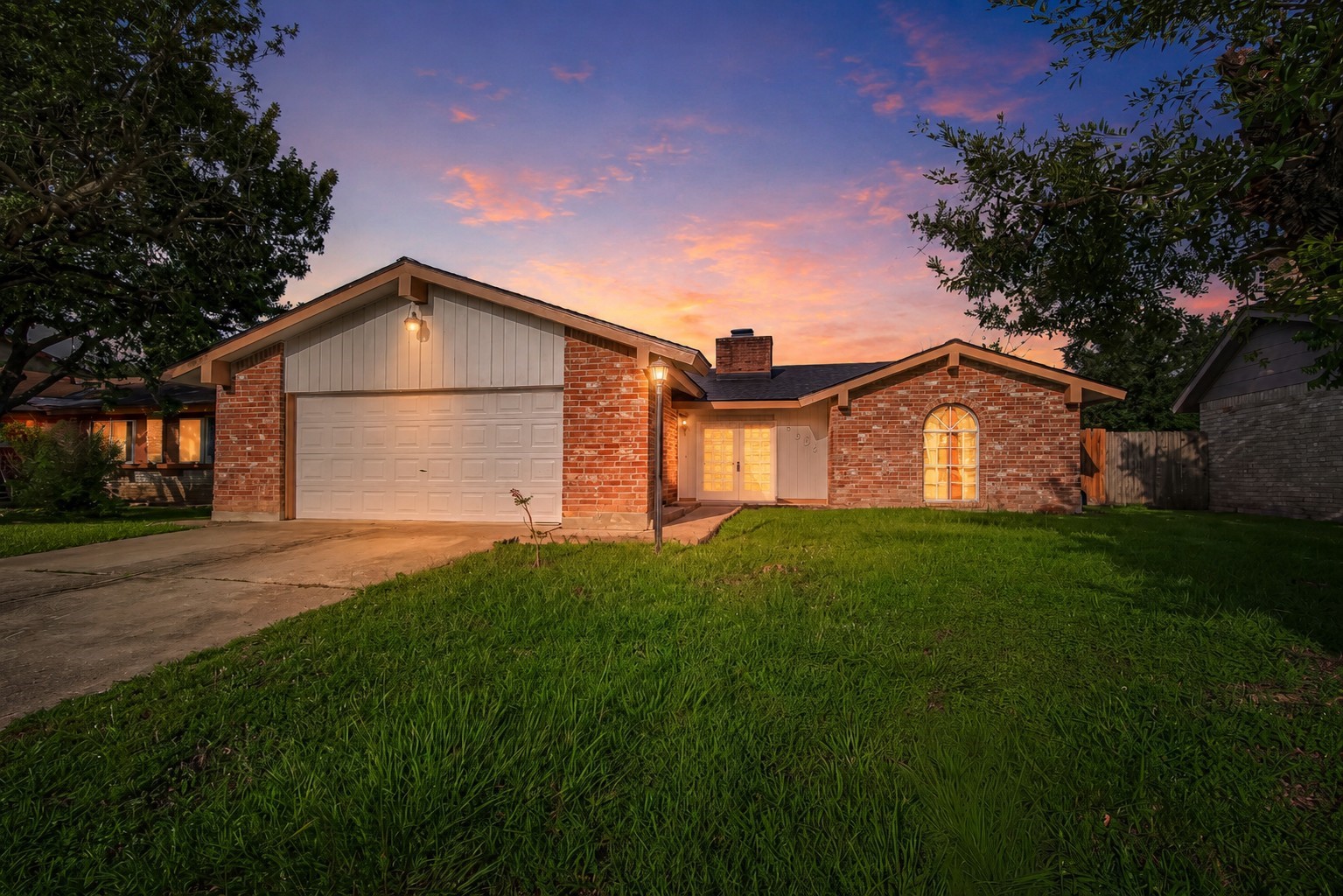 8638 Little River Road Property Photo 1