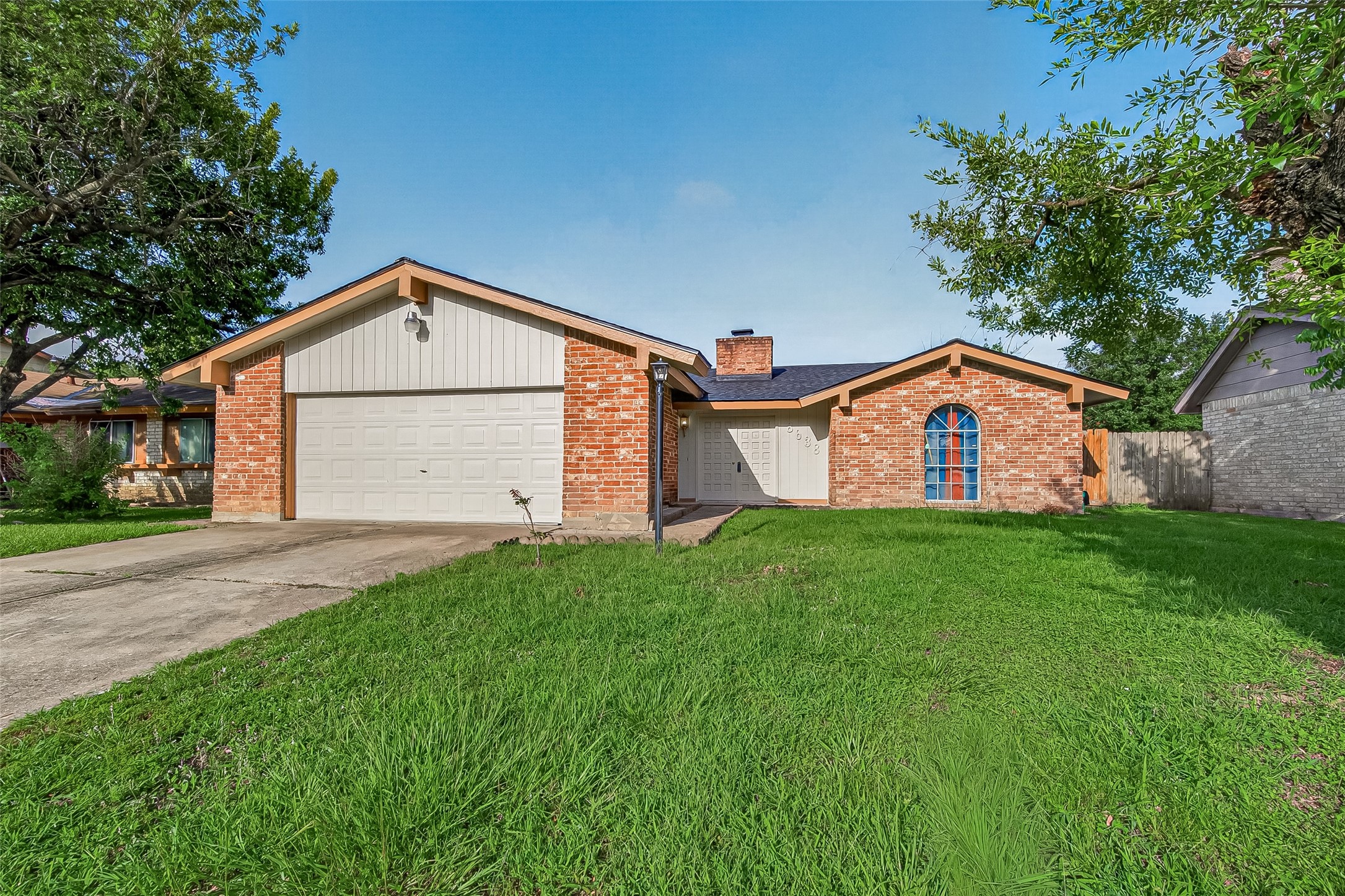 8638 Little River Road Property Photo 2