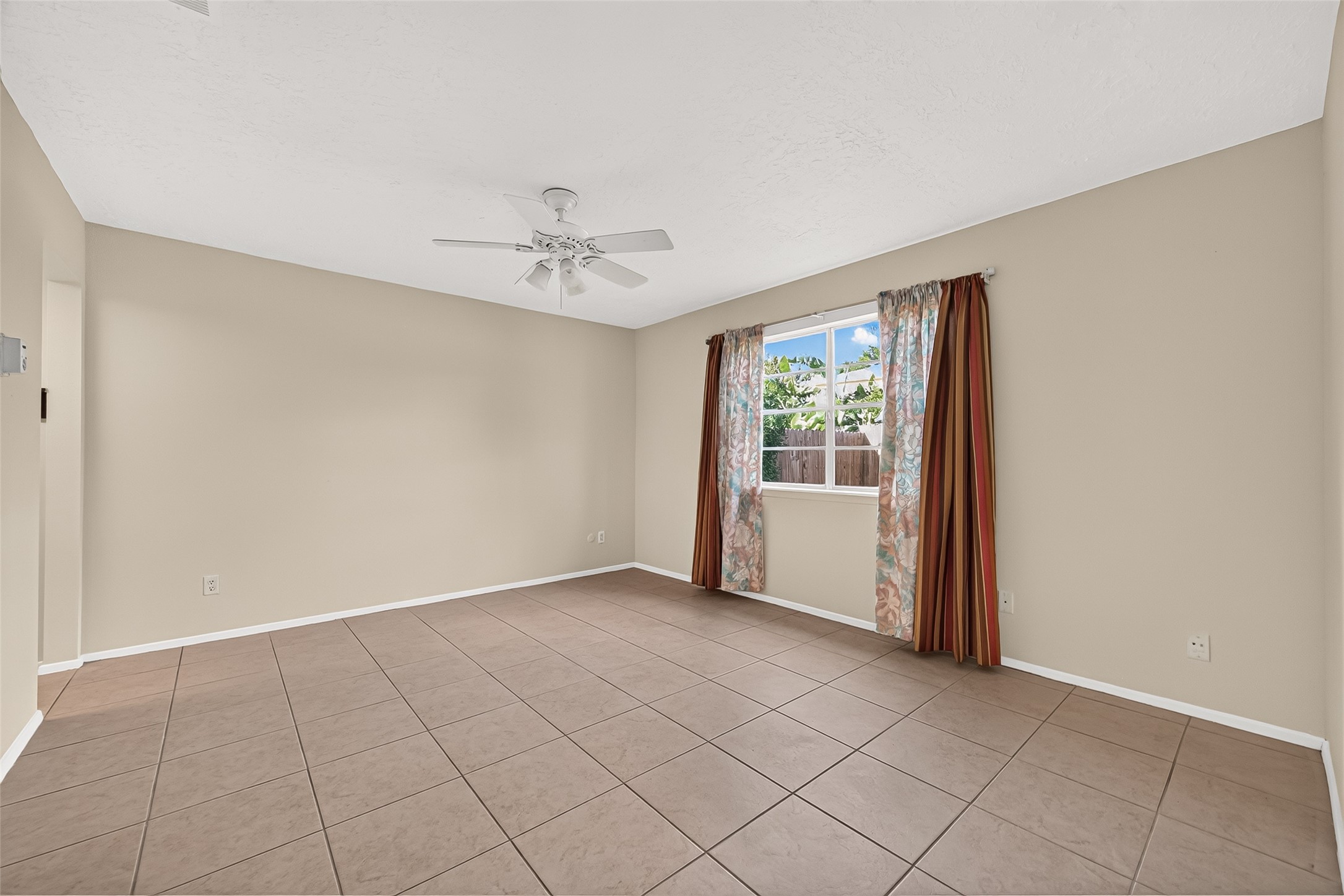 8638 Little River Road Property Photo 21