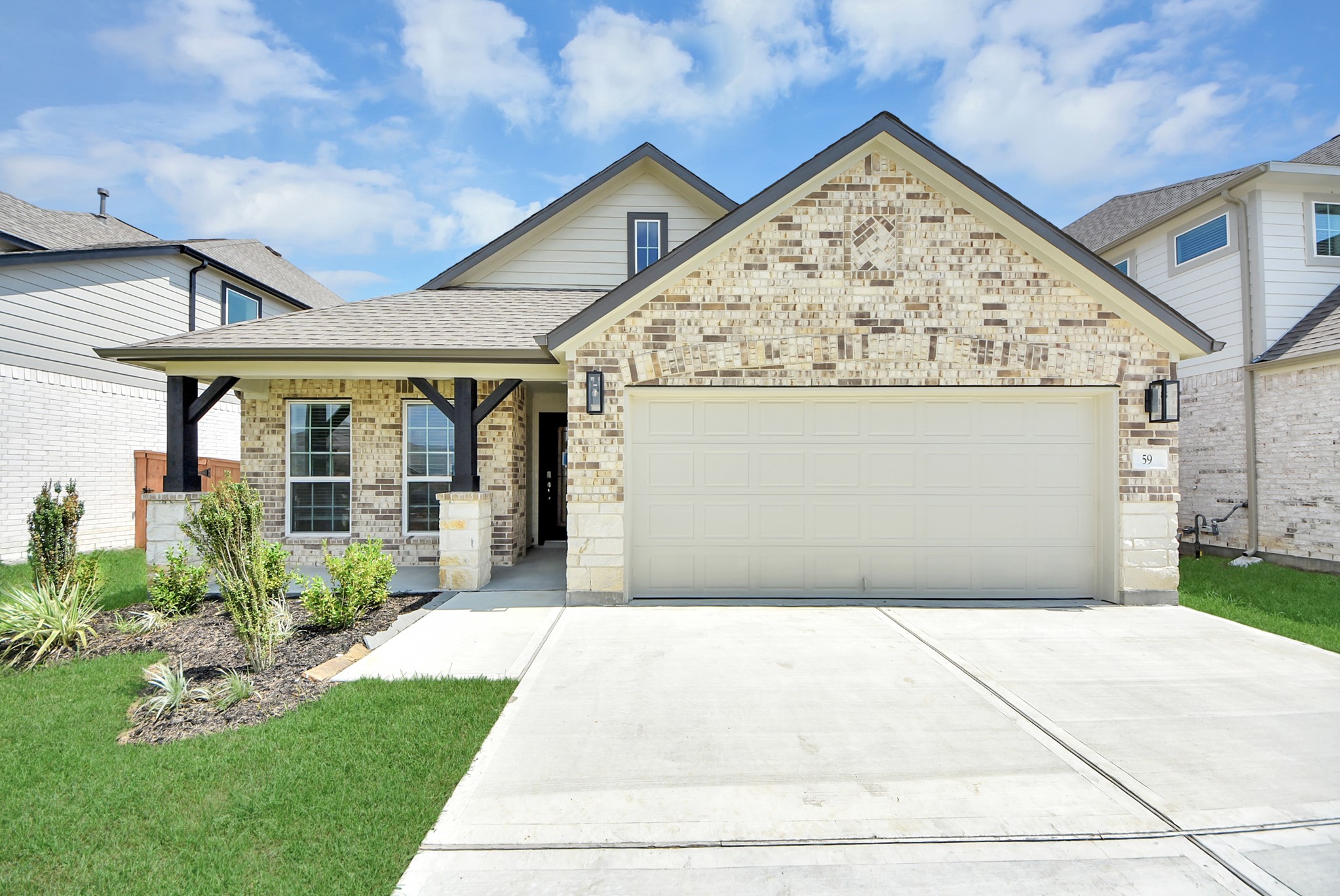 11918 Royal Willow Lane Property Photo 1
