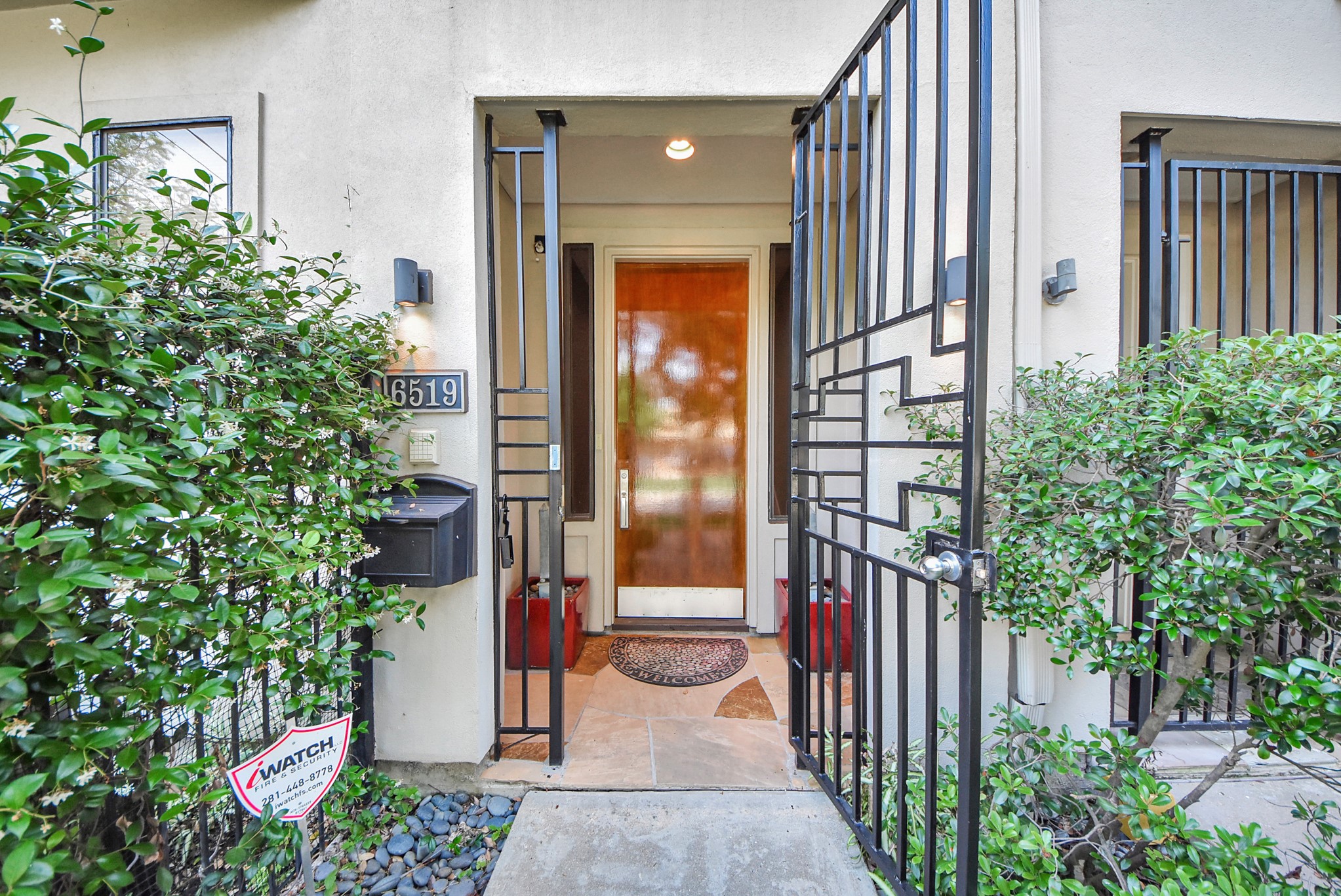 6519 Durford Street Property Photo 3