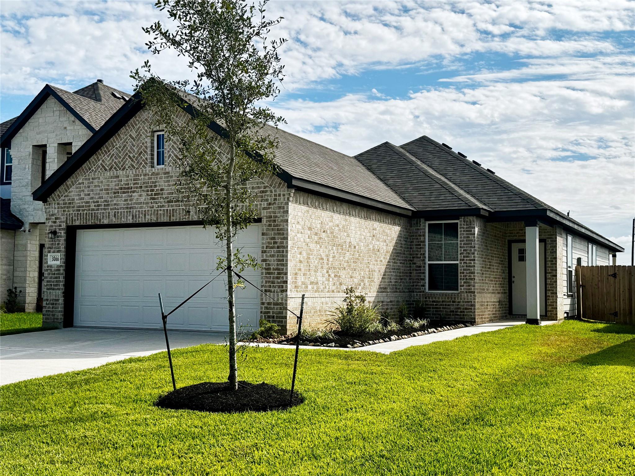 3066 Arrowwood Drive, Brookshire Tx 77423 Property Photo 1