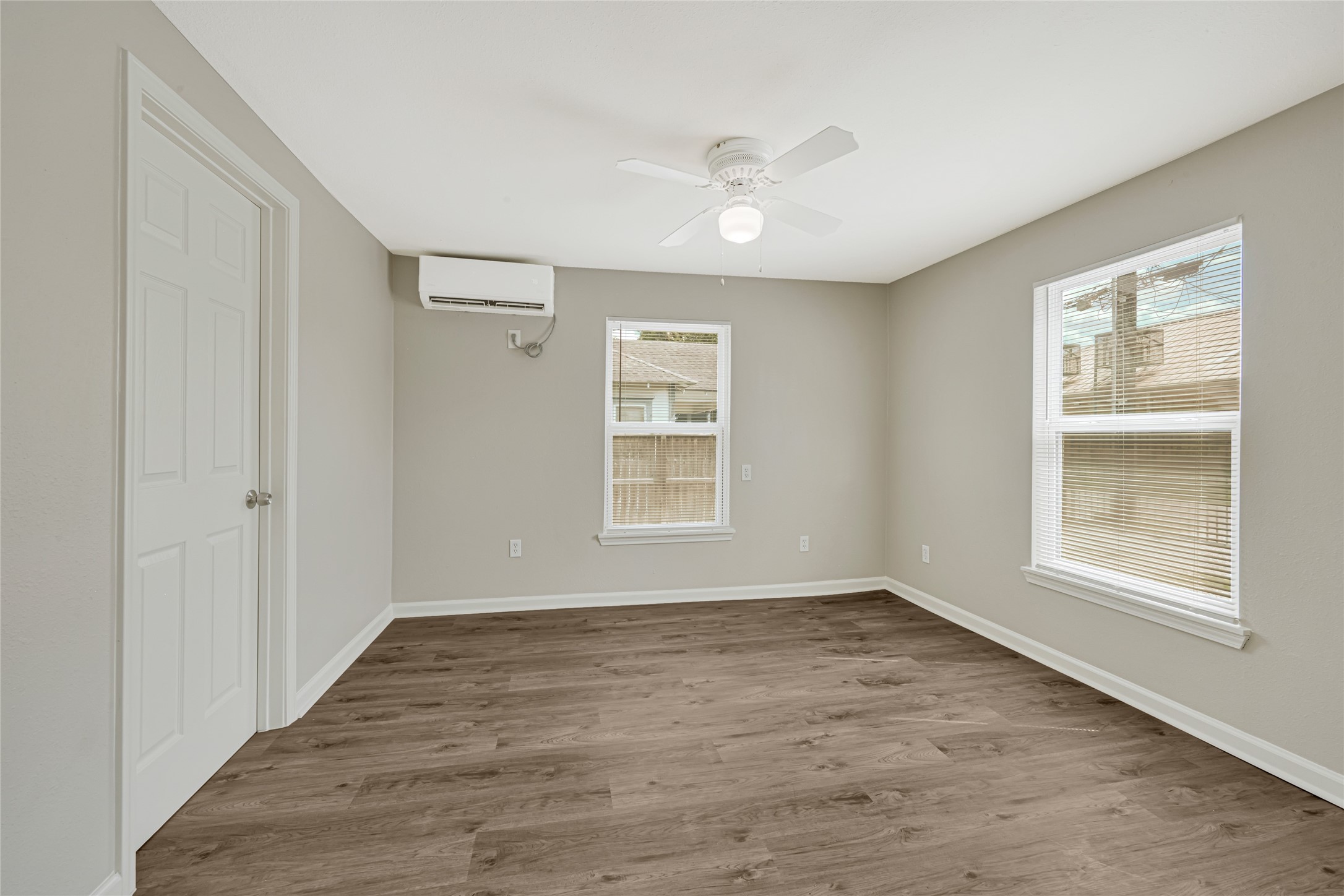 7019 Bonham Street Property Photo 11