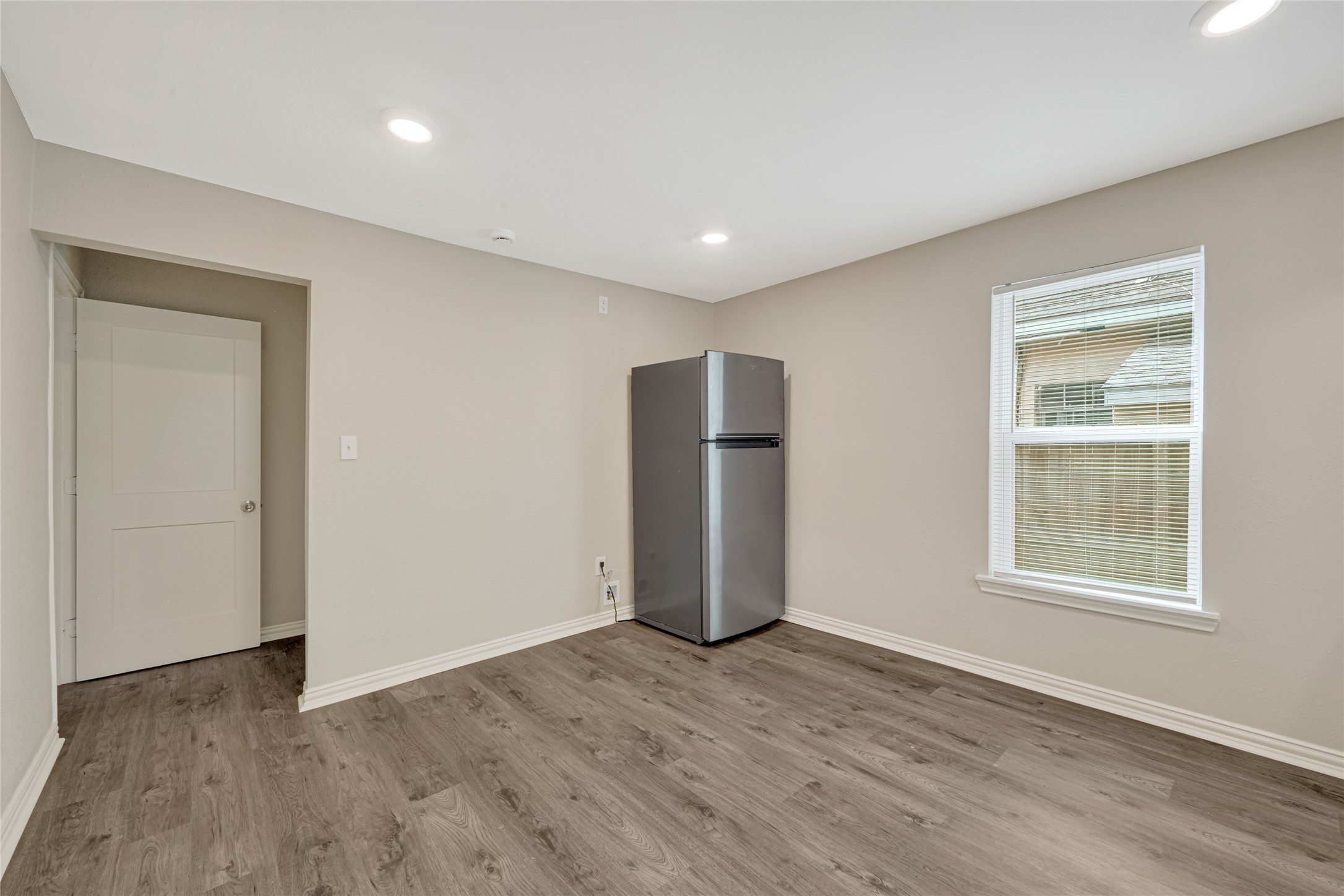 7019 Bonham Street Property Photo 12