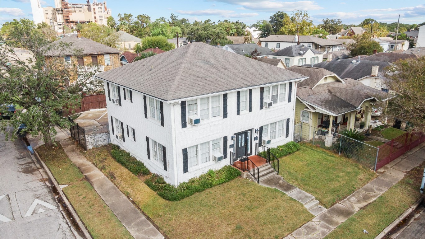 3901 Dallas Street D Property Photo 3