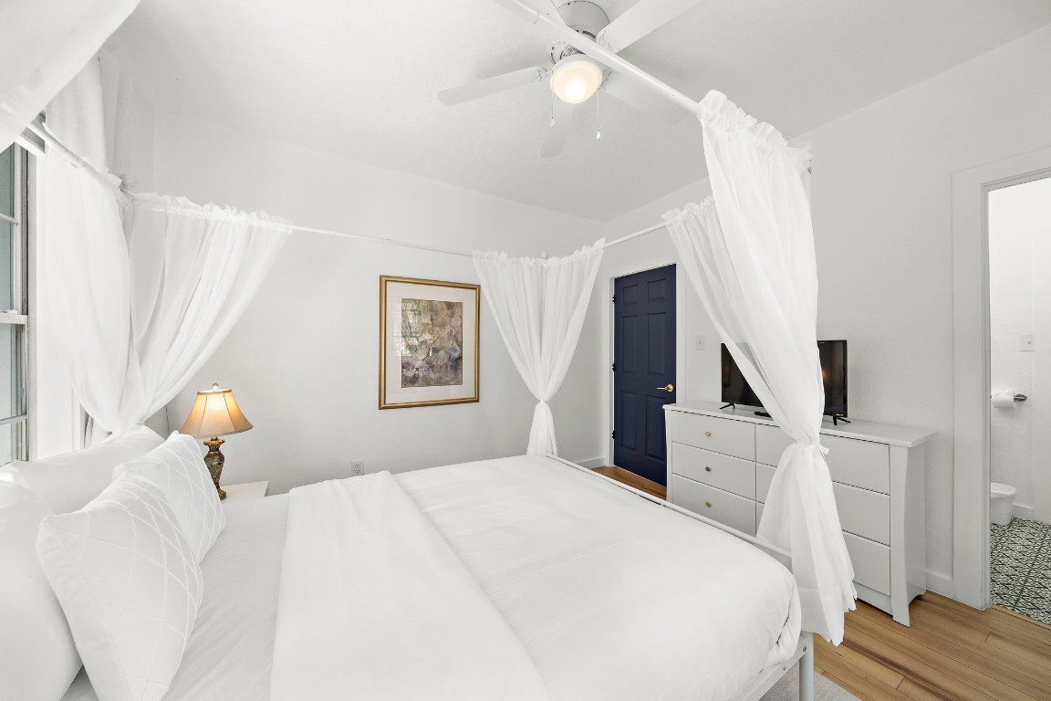 3901 Dallas Street D Property Photo 14