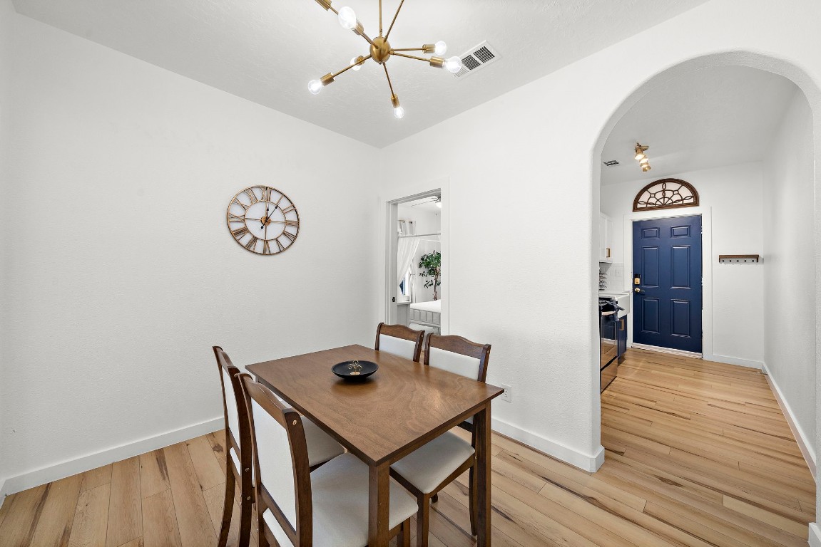 3901 Dallas Street D Property Photo 16