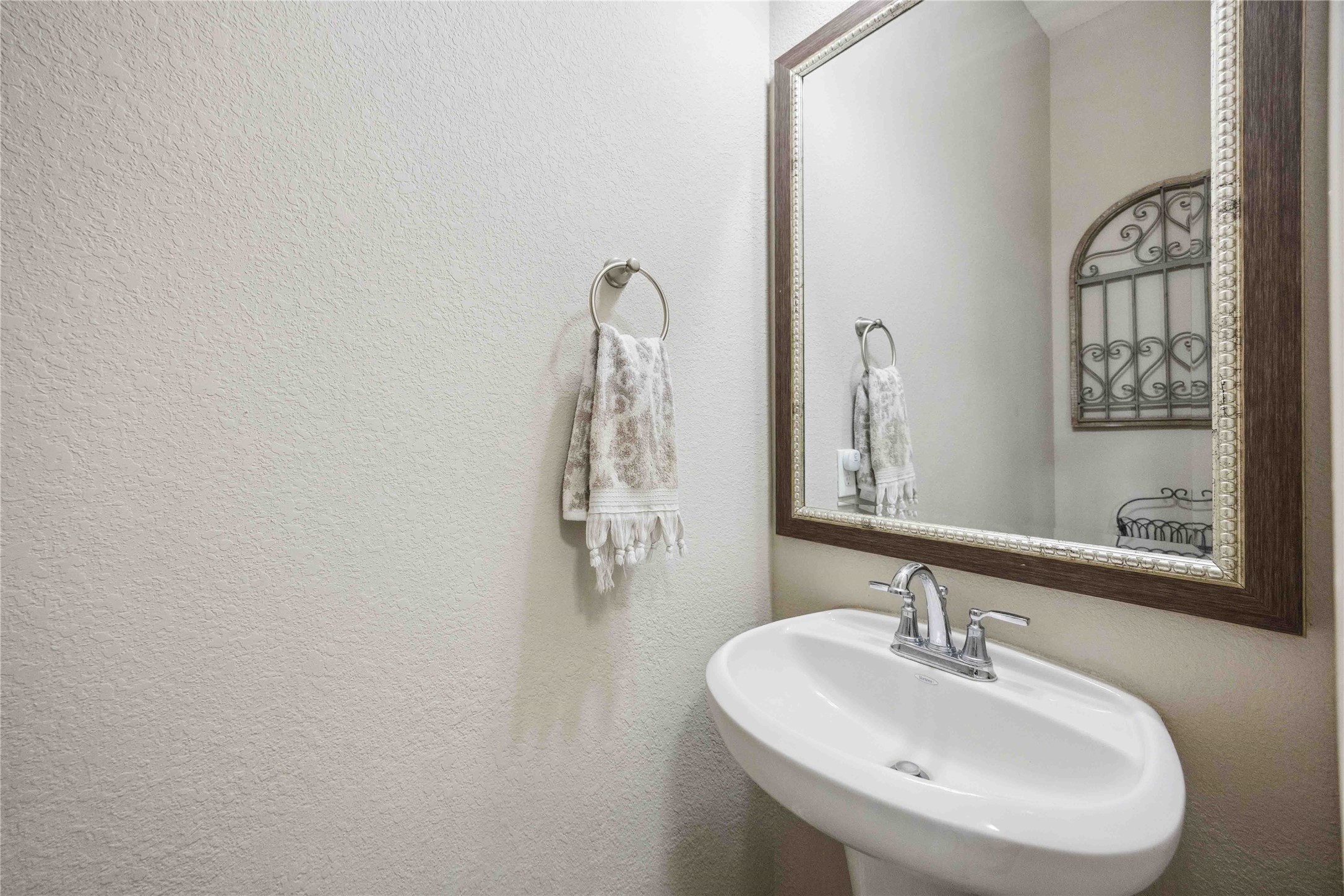 323 Biltmore Loop Property Photo 13