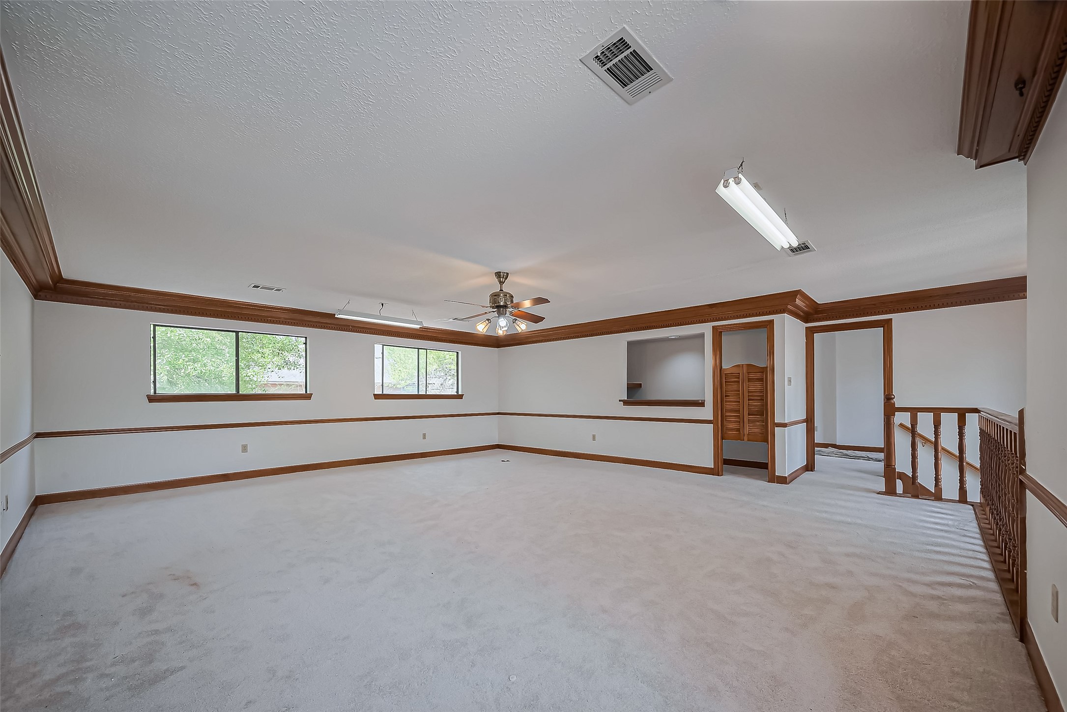 18307 Champion Forest Drive Property Photo 29