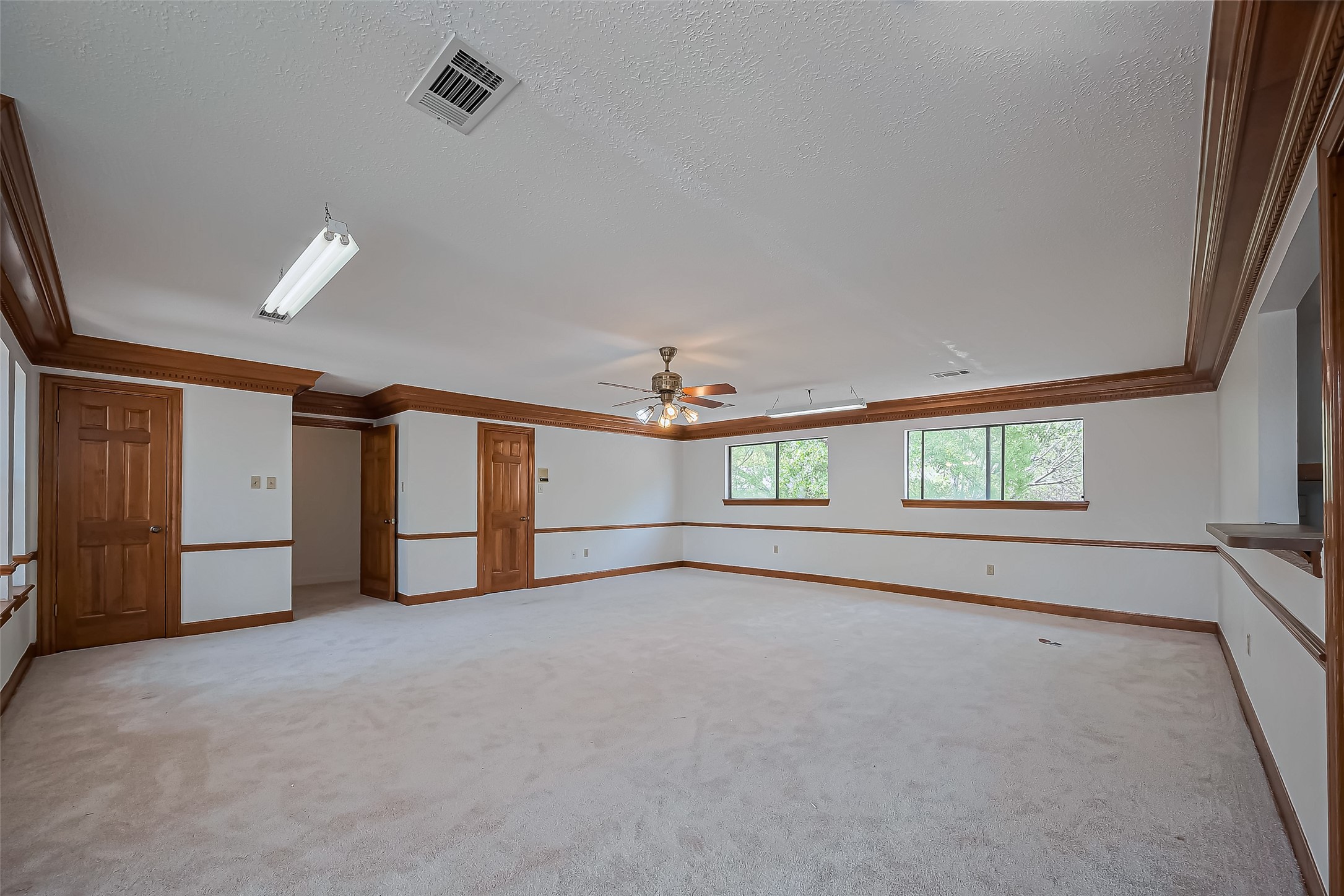 18307 Champion Forest Drive Property Photo 31